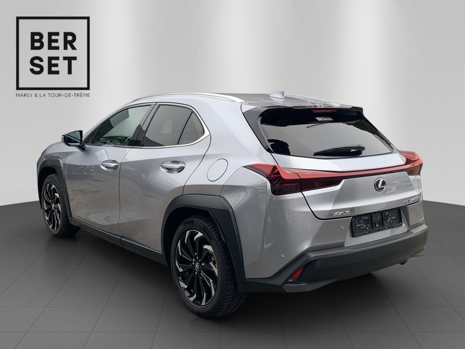 LEXUS UX 250h Comfort-showroom-element-2