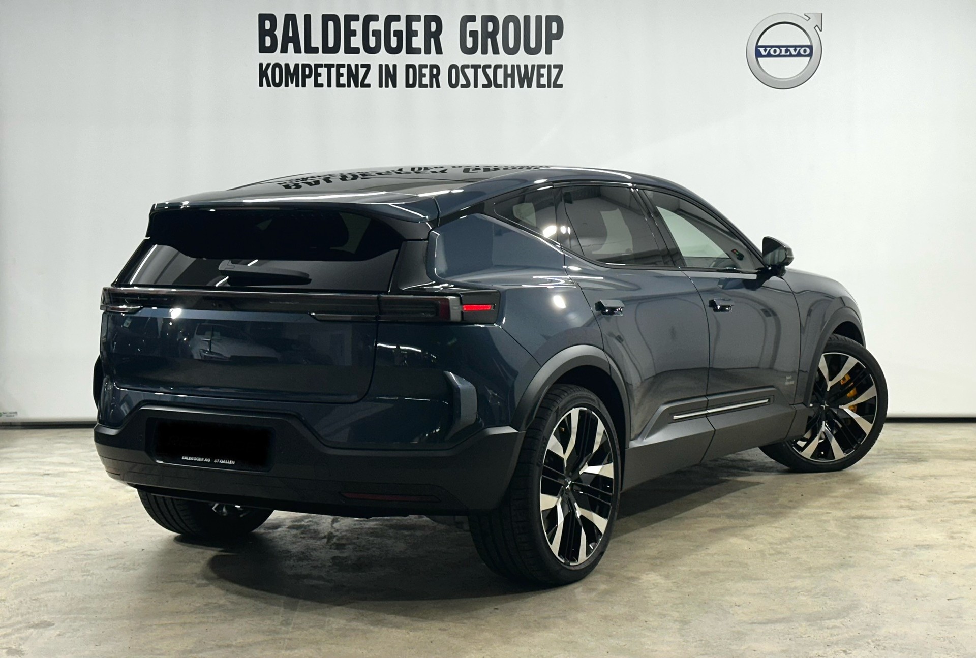 POLESTAR 3 Long Range Dual Motor Perfor-showroom-element-2