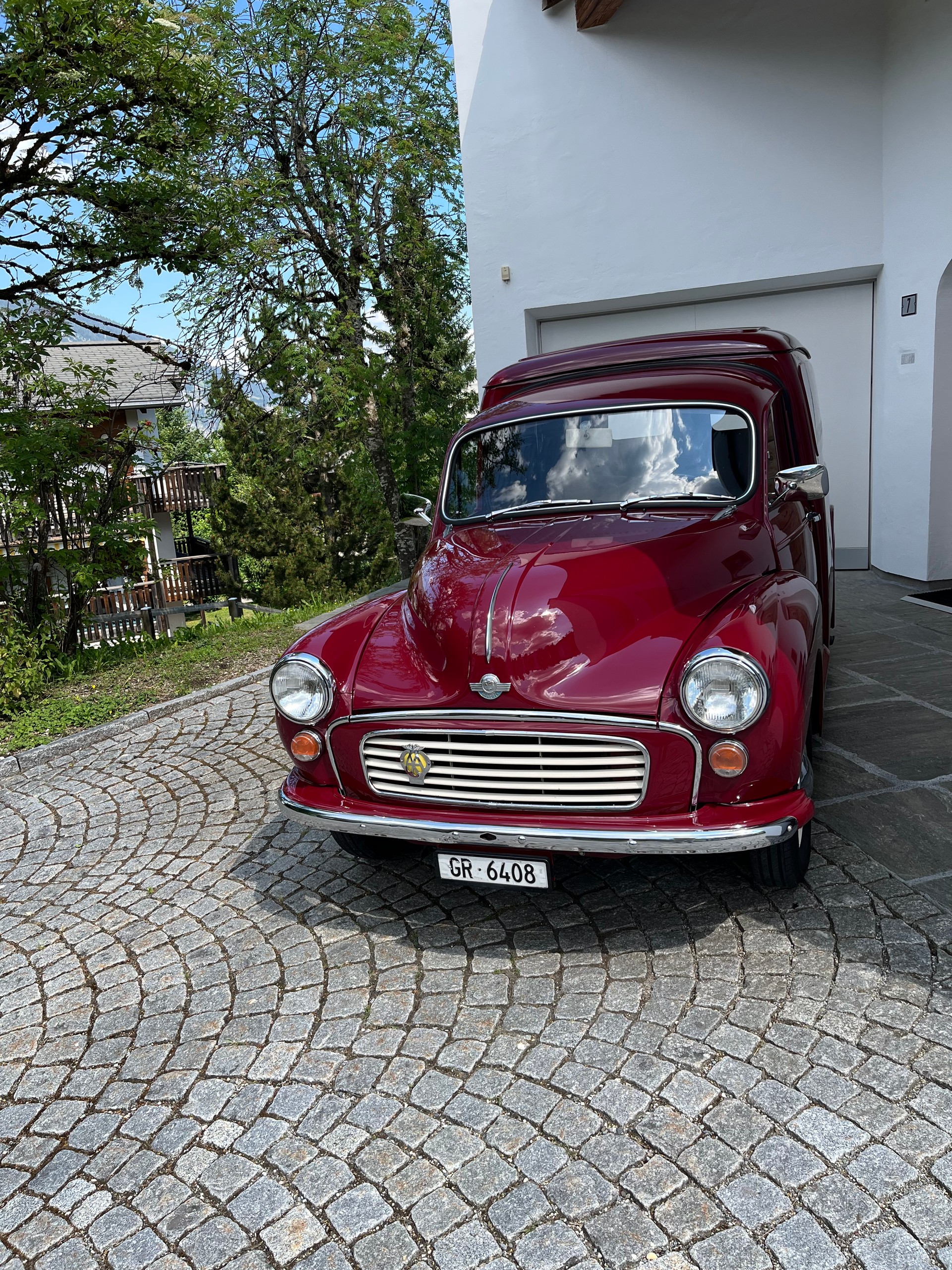 MORRIS Minor Van