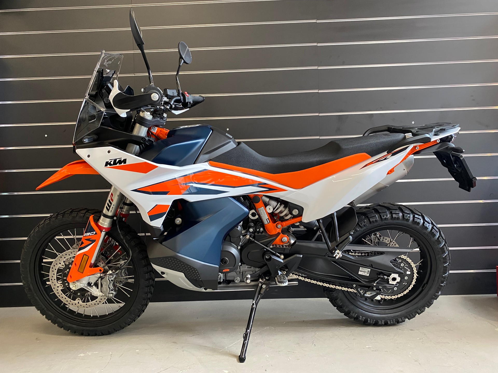 KTM 890 Adventure R-image-1