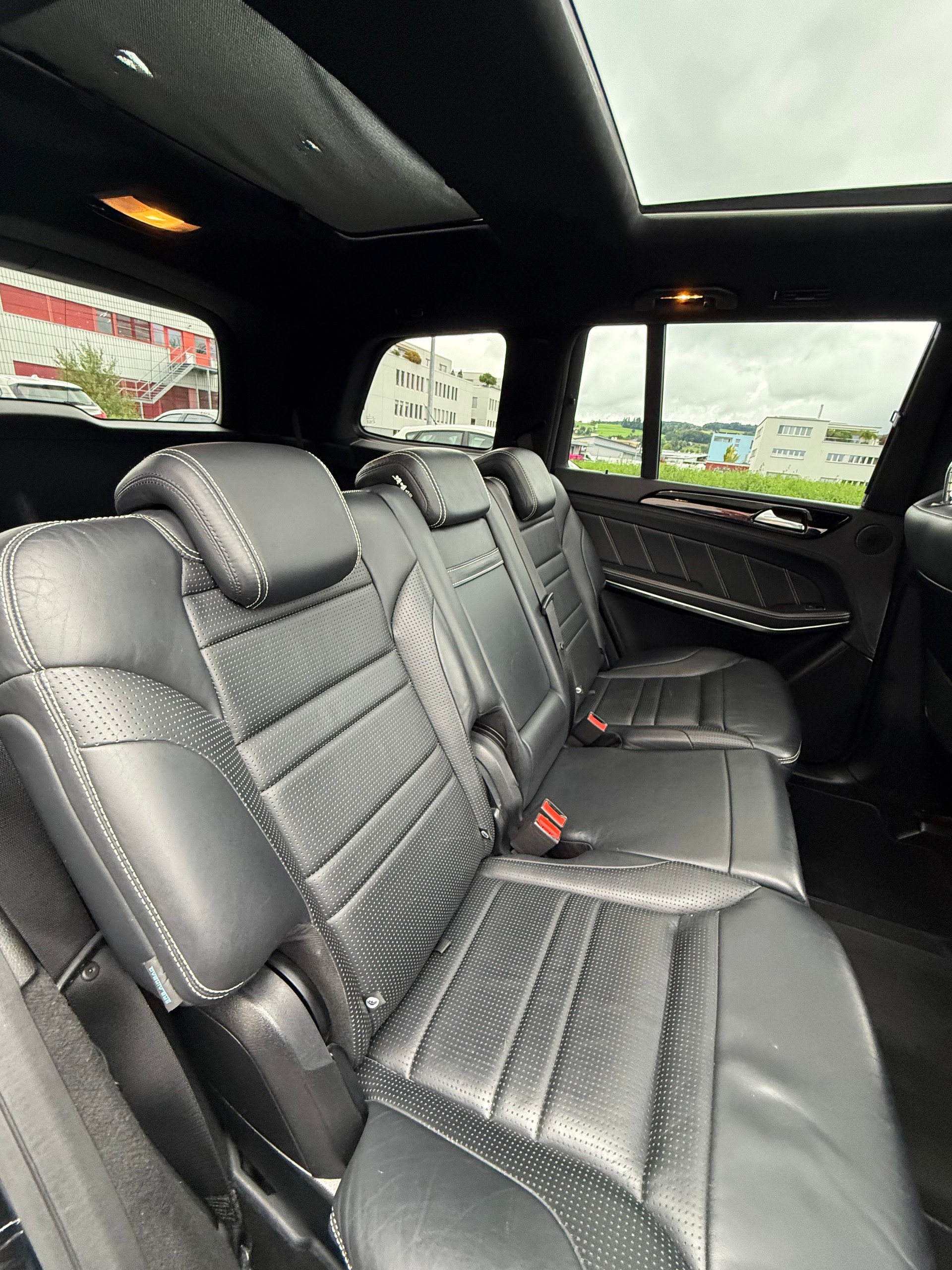 MERCEDES-BENZ GL 63 AMG 4Matic inkl. Garantie! MFK frisch!-image-21