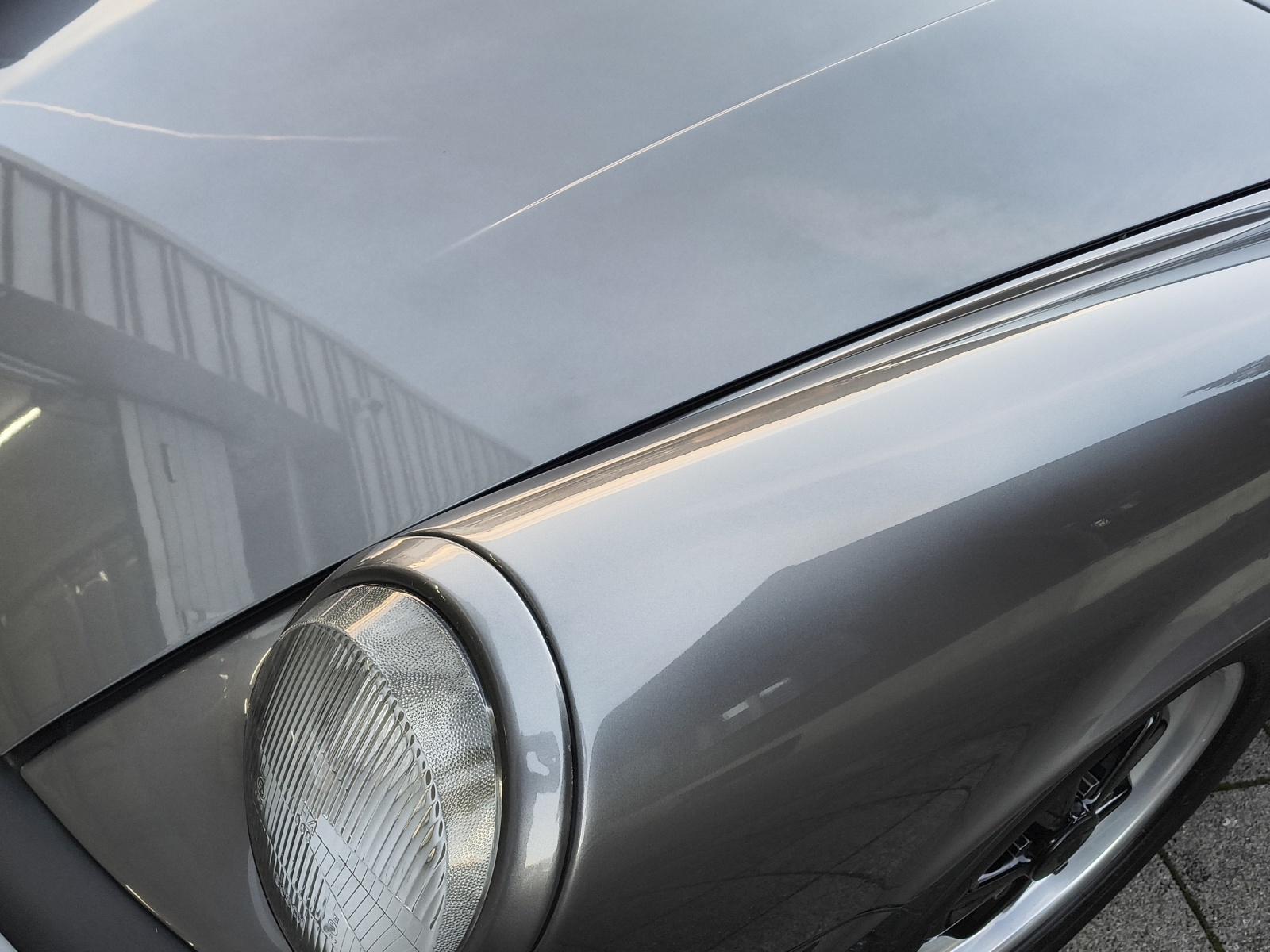 PORSCHE 911 3.2 Carrera Coupé-image-25