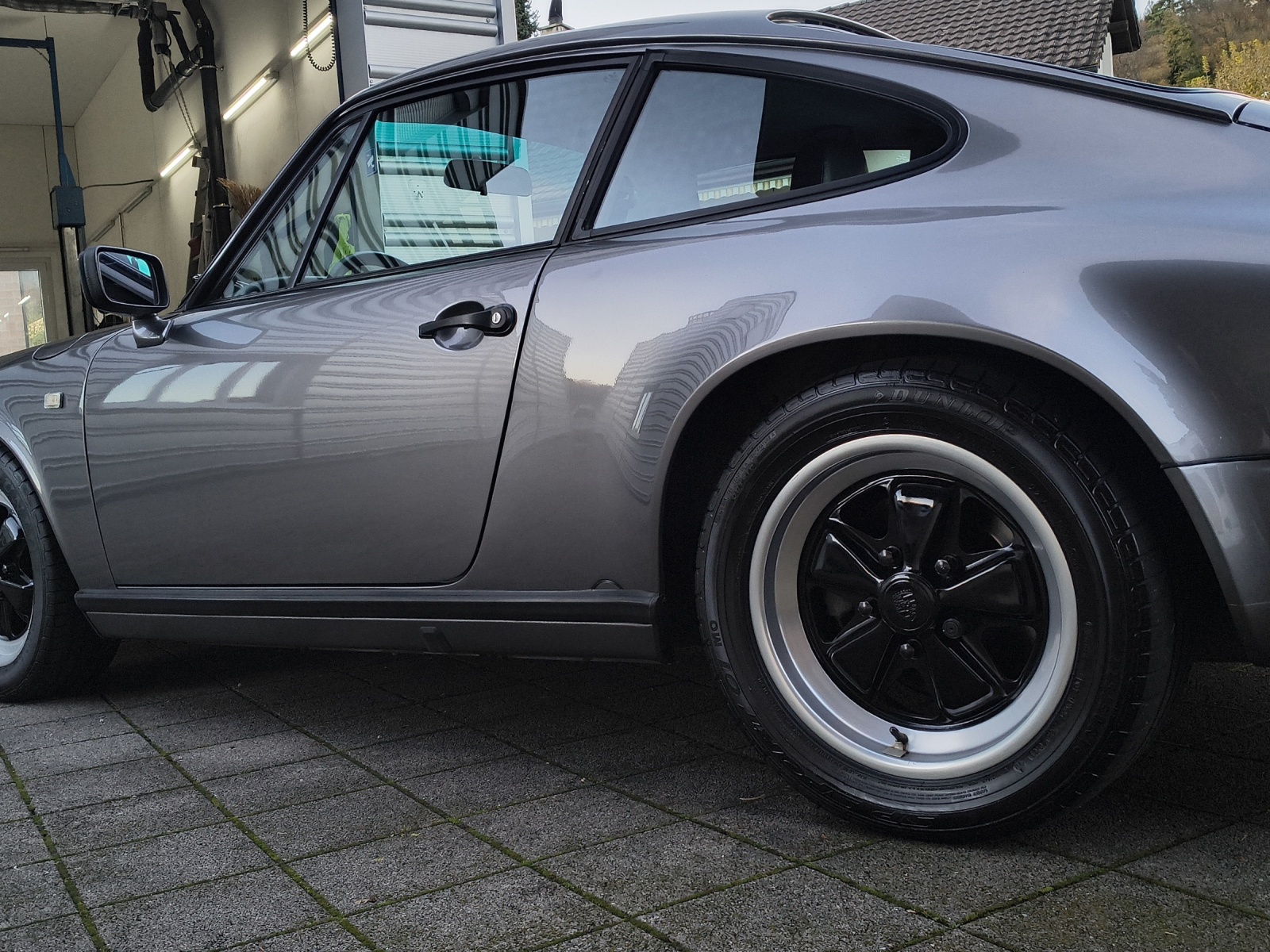 PORSCHE 911 3.2 Carrera Coupé-image-20