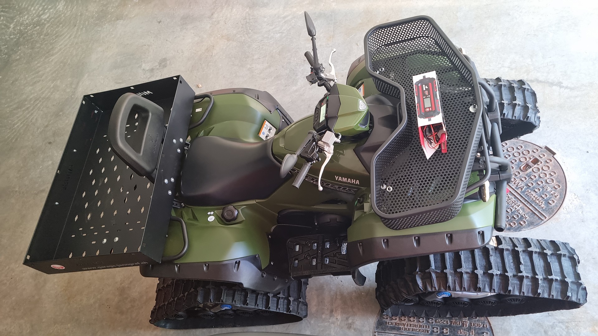 YAMAHA Ab MFK mit Raupenkit und Räder-image-0