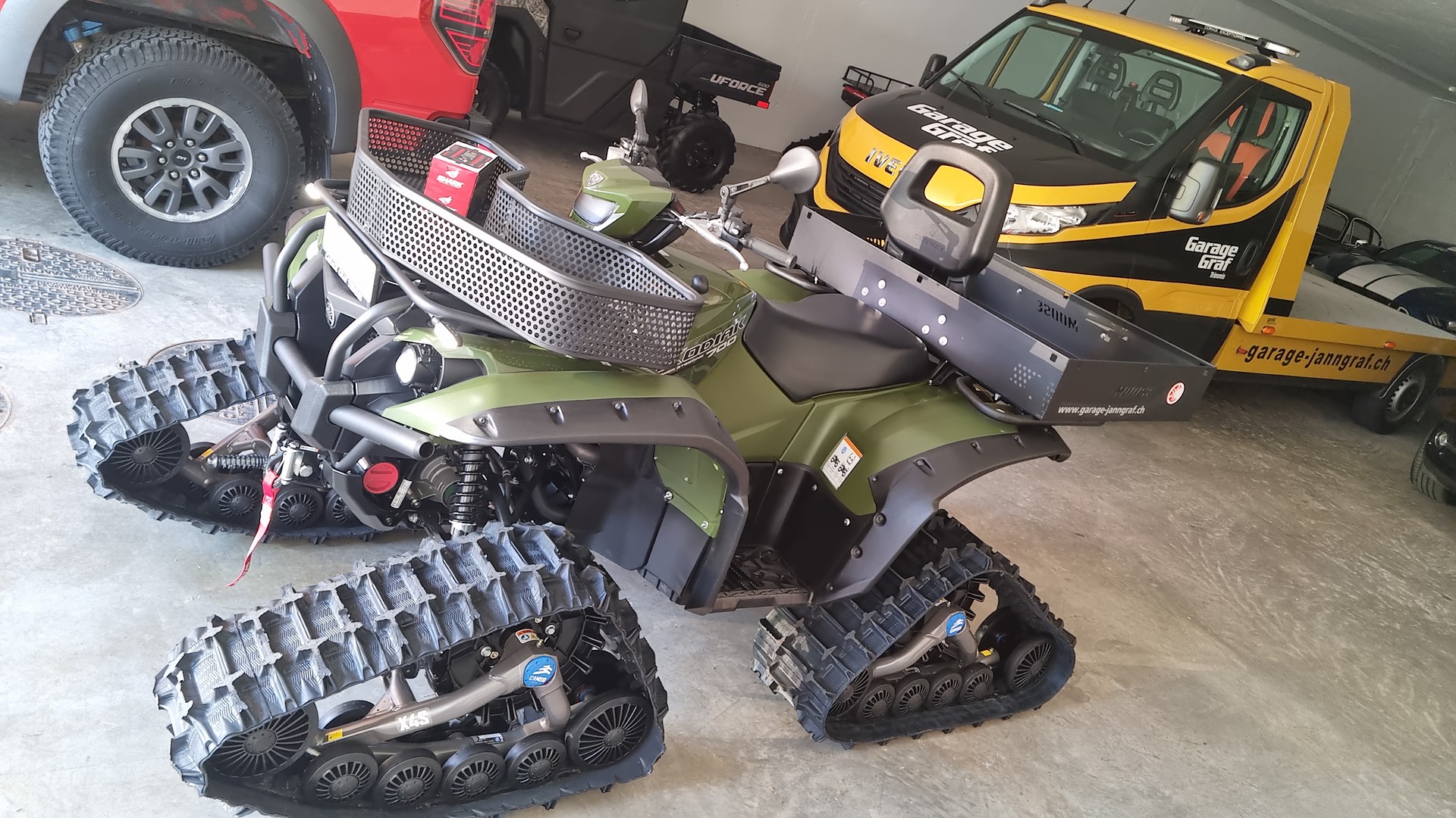 YAMAHA Ab MFK mit Raupenkit und Räder-image-7