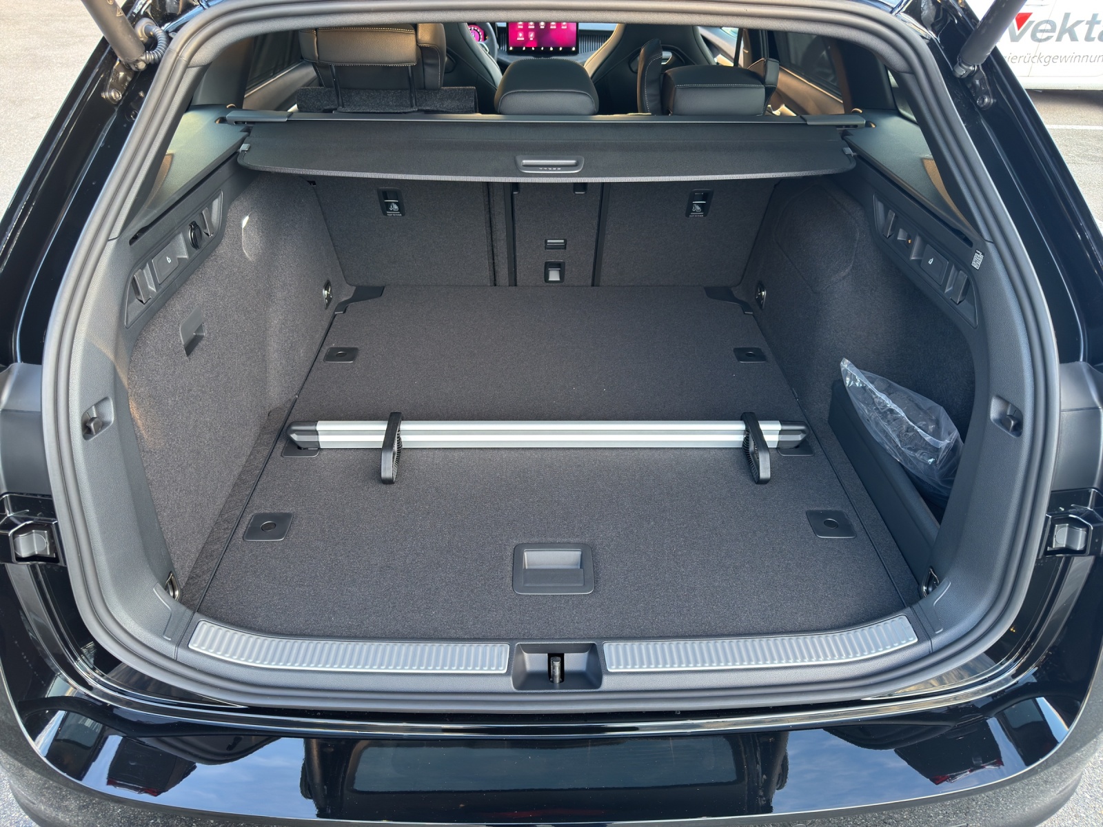 SKODA Superb Combi 2.0 TSI Sportline 4x4 DSG-image-12