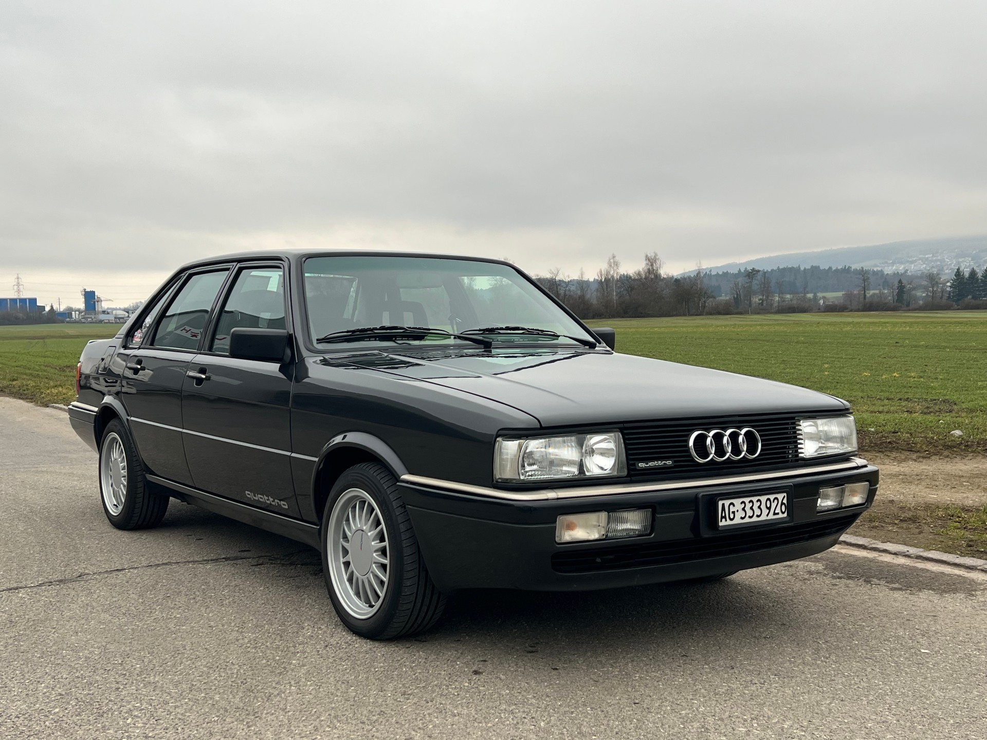 AUDI 90 2.2 quattro ab Platz-image-1