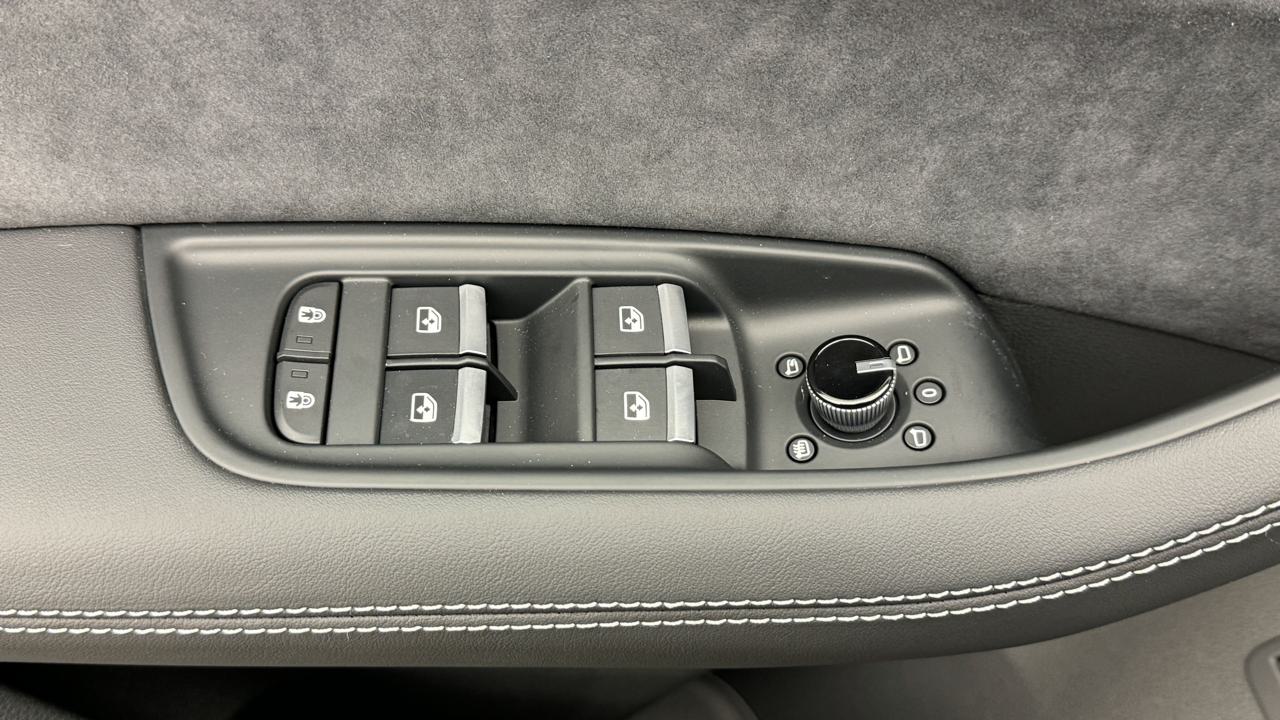 AUDI Q7 SUV TDI quattro 210 kW S Line tiptronic-image-8