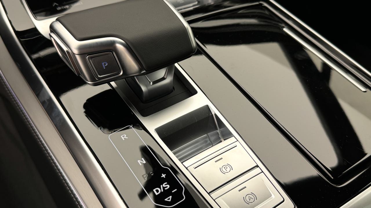 AUDI Q7 SUV TDI quattro 210 kW S Line tiptronic-image-10