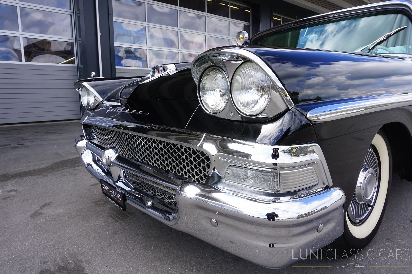FORD Fairlane 500 Club Victoria-image-5