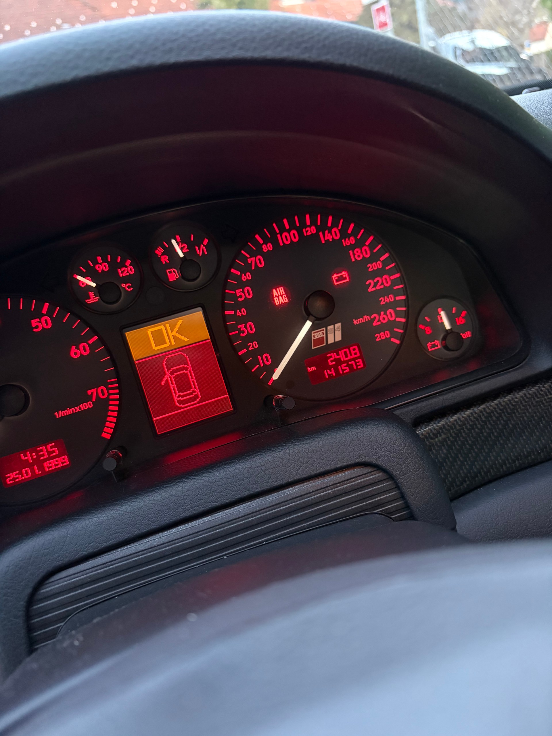 AUDI S4 Avant quattro-image-9