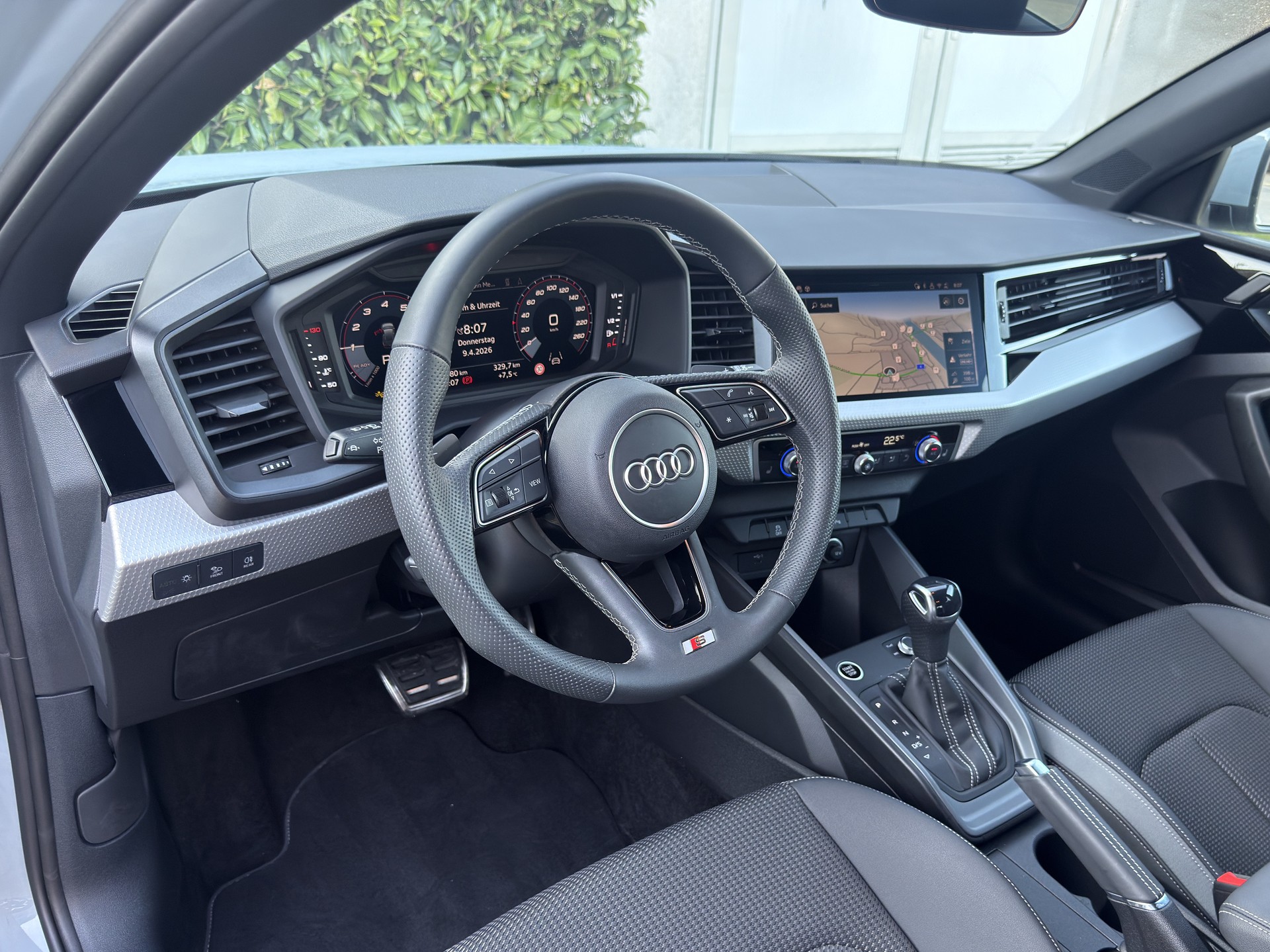 AUDI A1 Sportback 1.0 30 TFSI S-Line S-Tronic-image-8