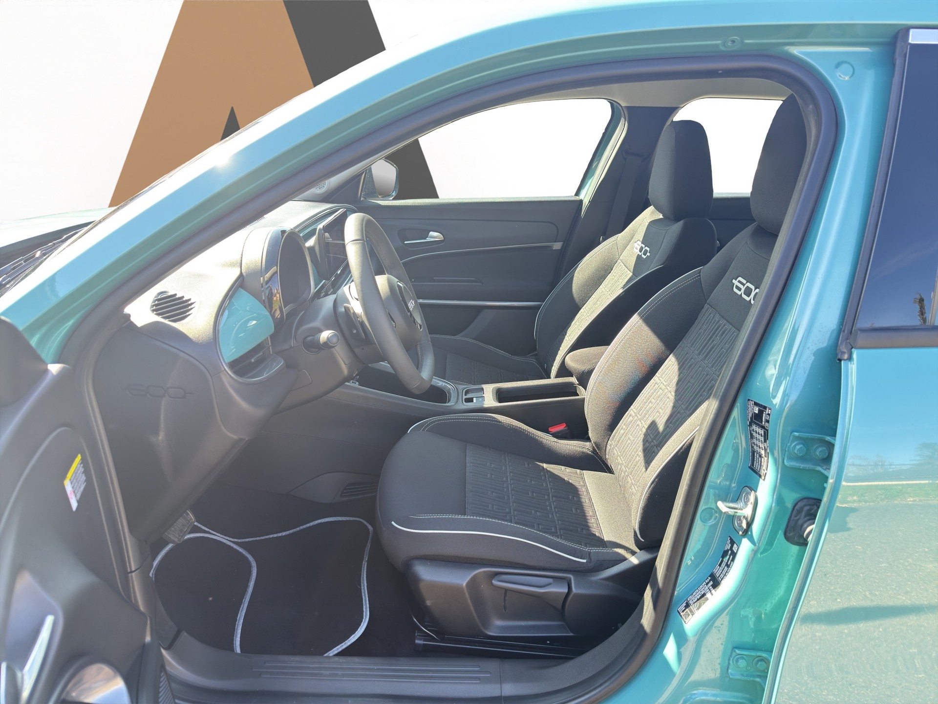 FIAT 600 1.2 Hybrid MHEV 145 Cult-image-8