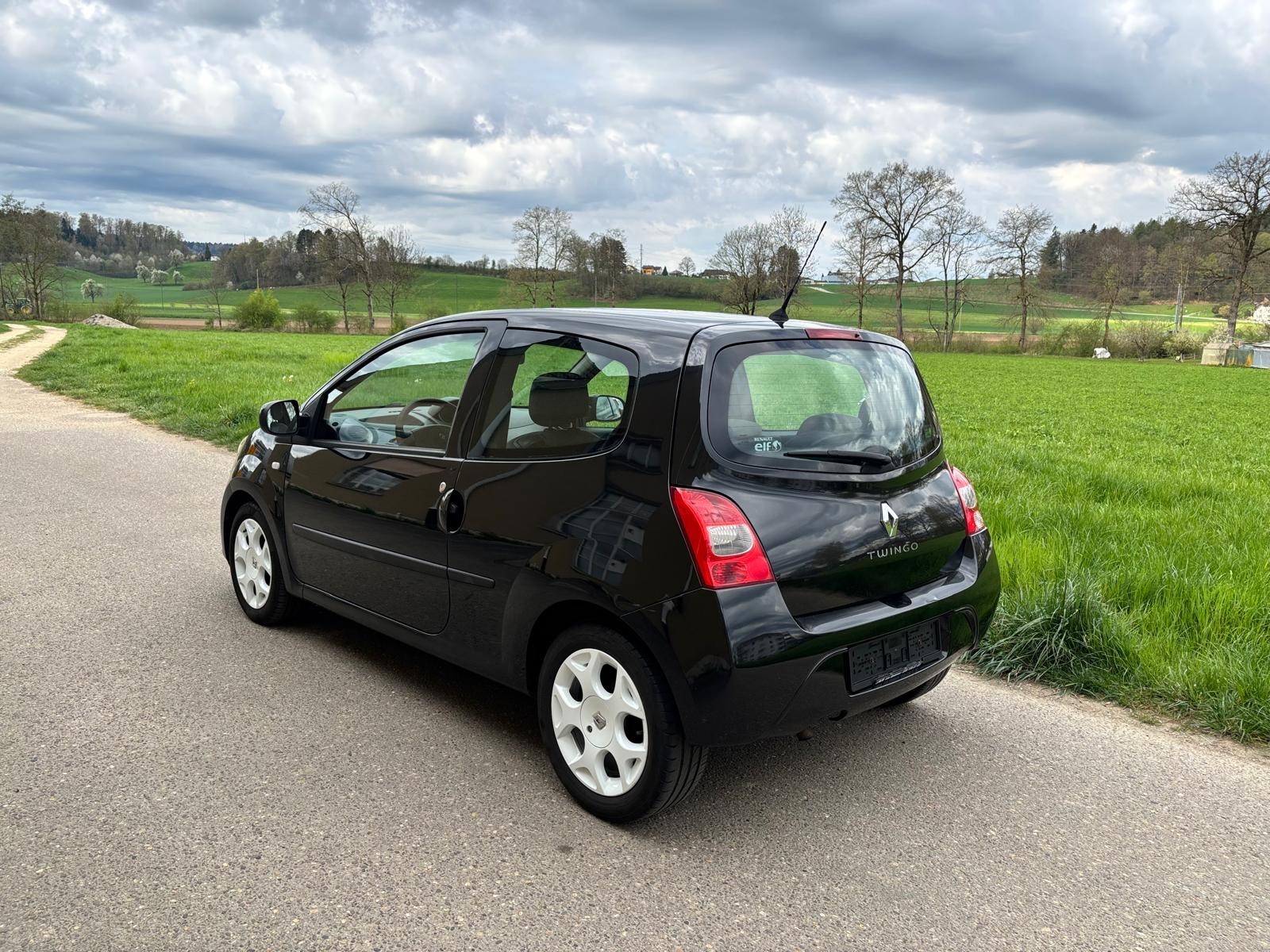 RENAULT Twingo 1.2 16V Expression-image-12