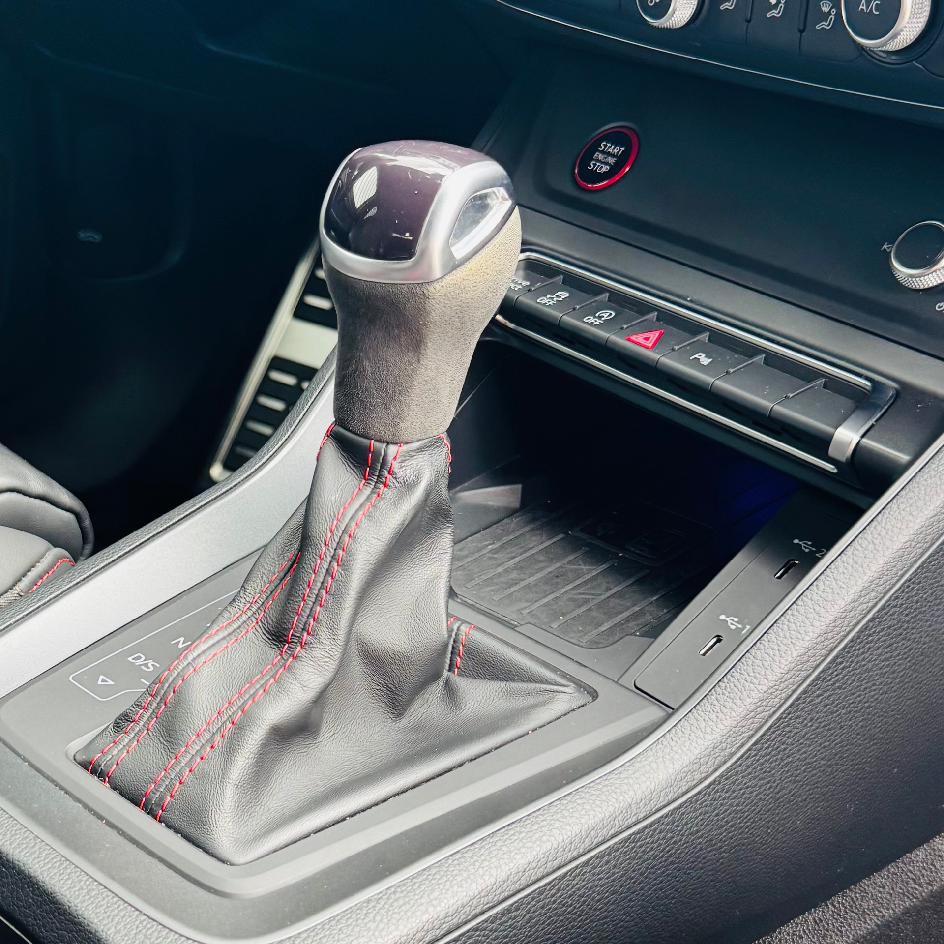 AUDI RS Q3 Sportback quattro S tronic-image-14