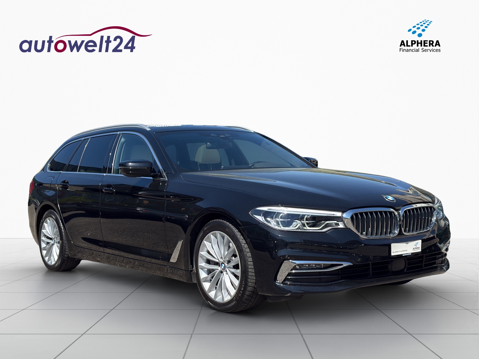 BMW 540i xDrive Touring Luxury Line Steptronic-showroom-element-2