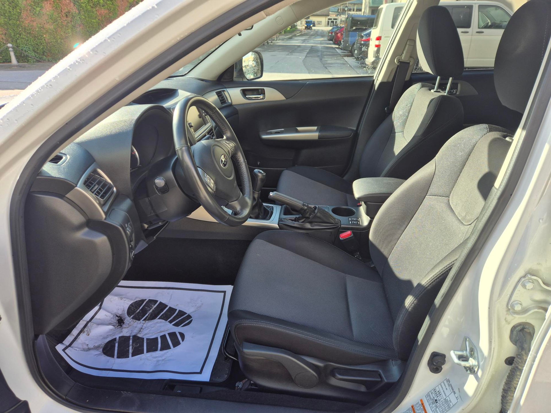 SUBARU 2.0 R Comfort-image-8