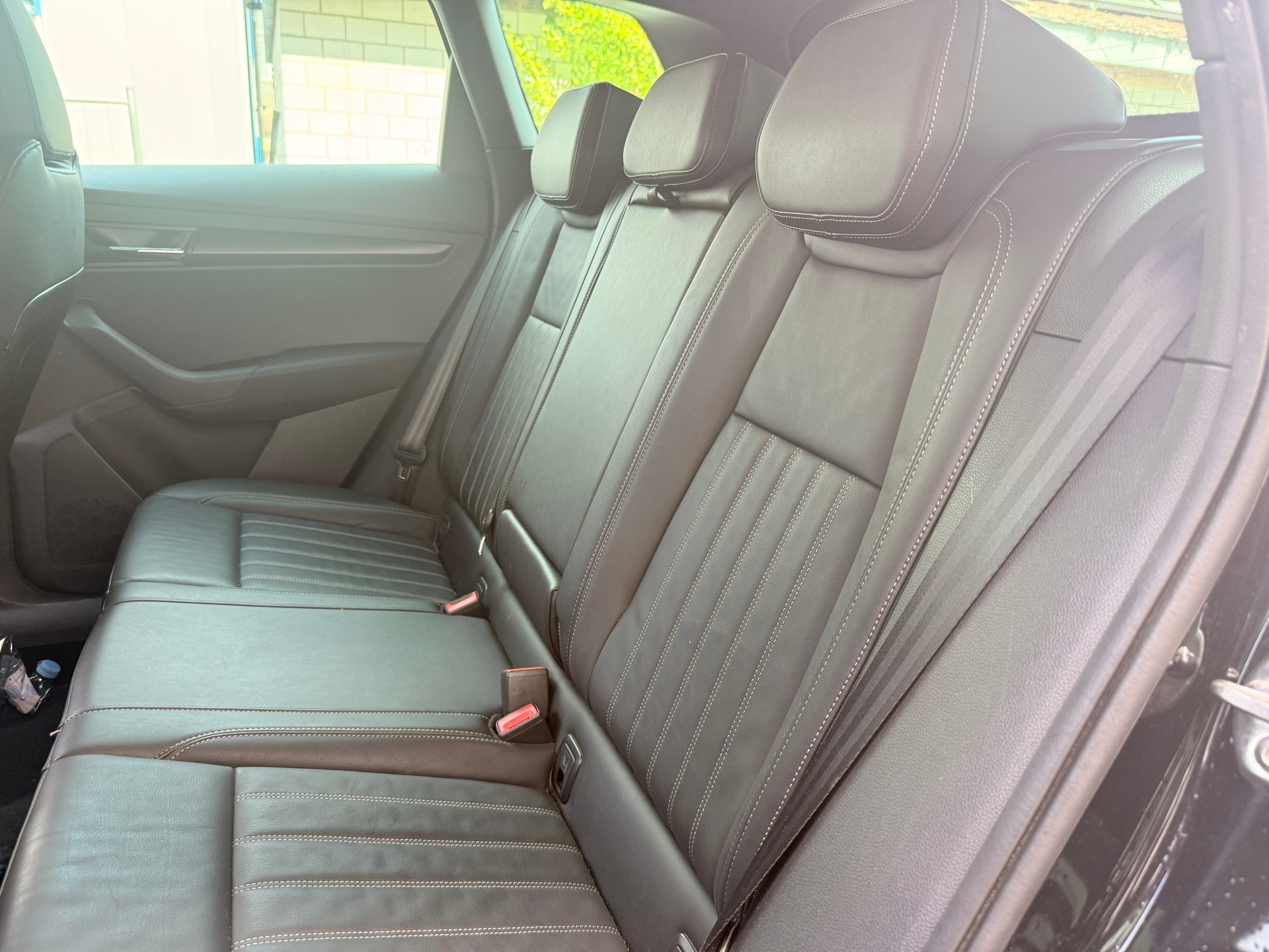 SKODA Karoq 2.0 TDI SCR SportLine 4x4 DSG-image-11
