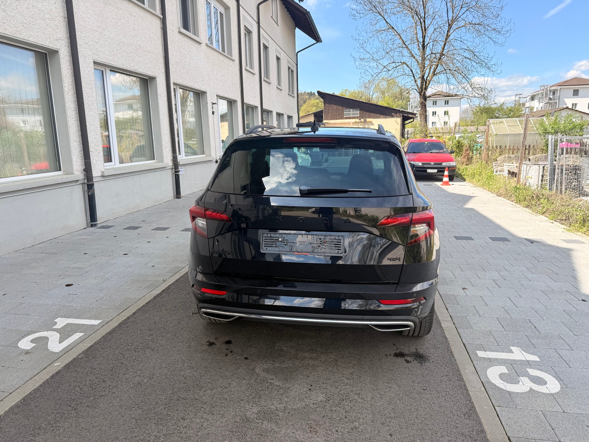 SKODA Karoq 2.0 TDI SCR SportLine 4x4 DSG-image-5