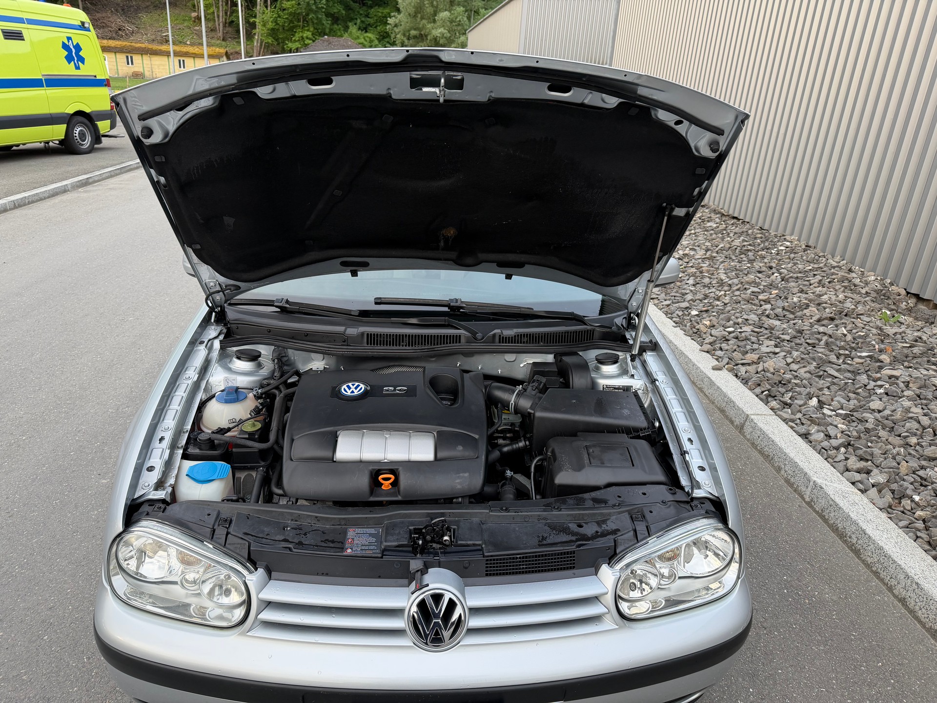 VW Golf 2.0 Comfortline 4Motion-image-29
