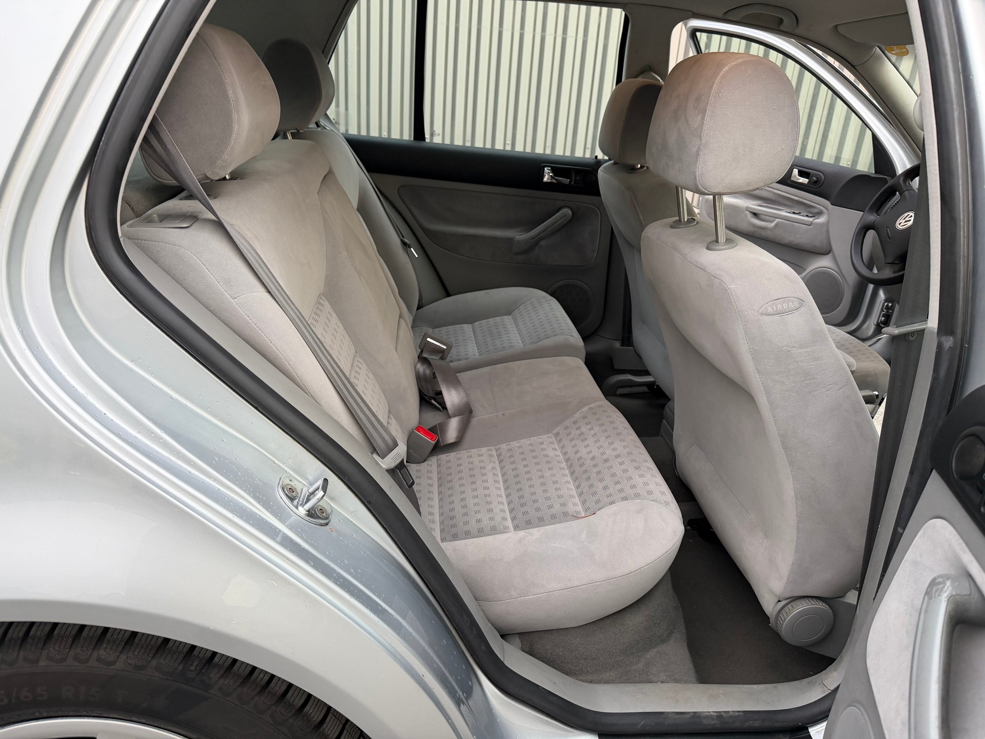 VW Golf 2.0 Comfortline 4Motion-image-19