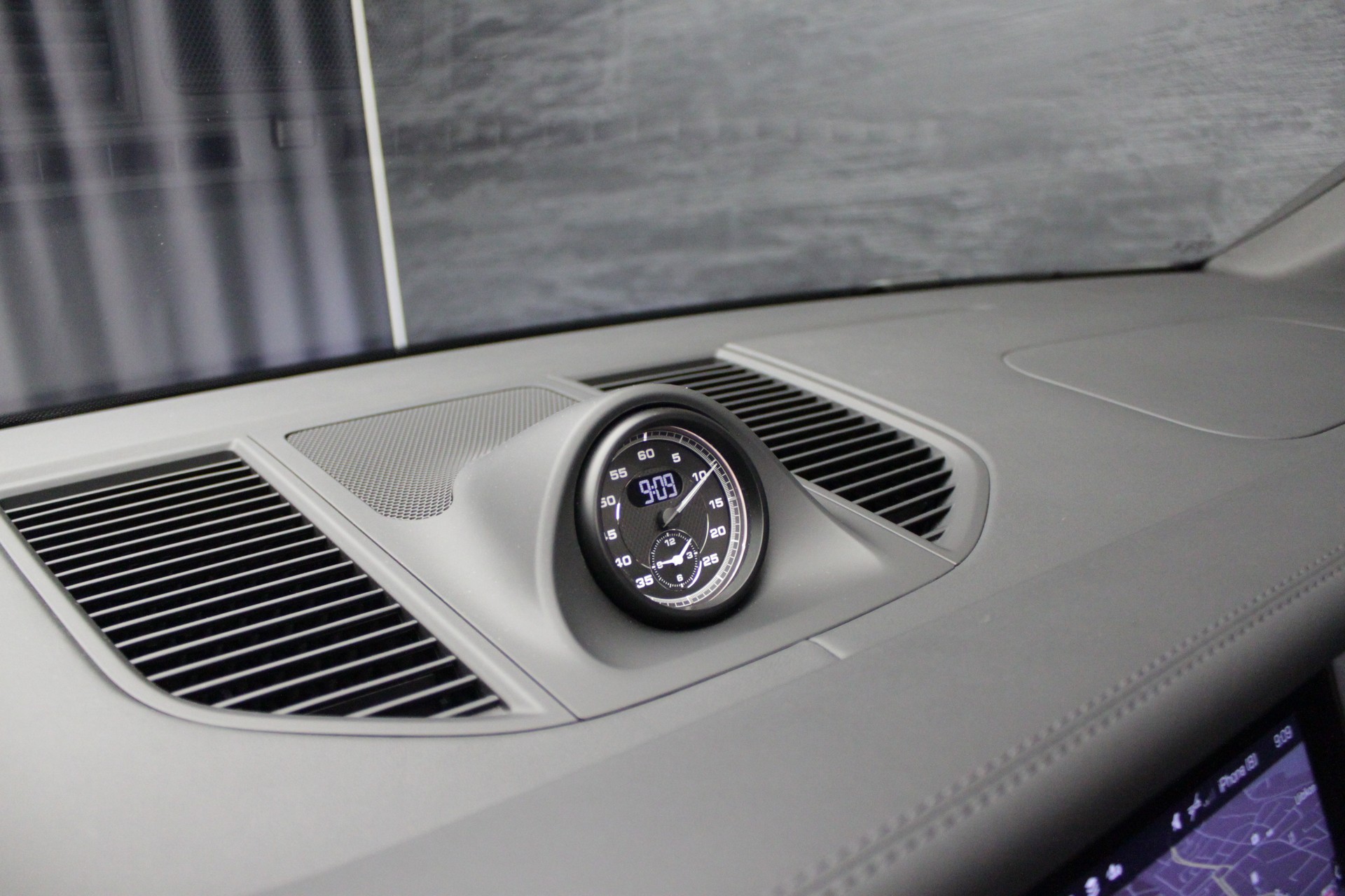 PORSCHE Macan T PDK-image-20