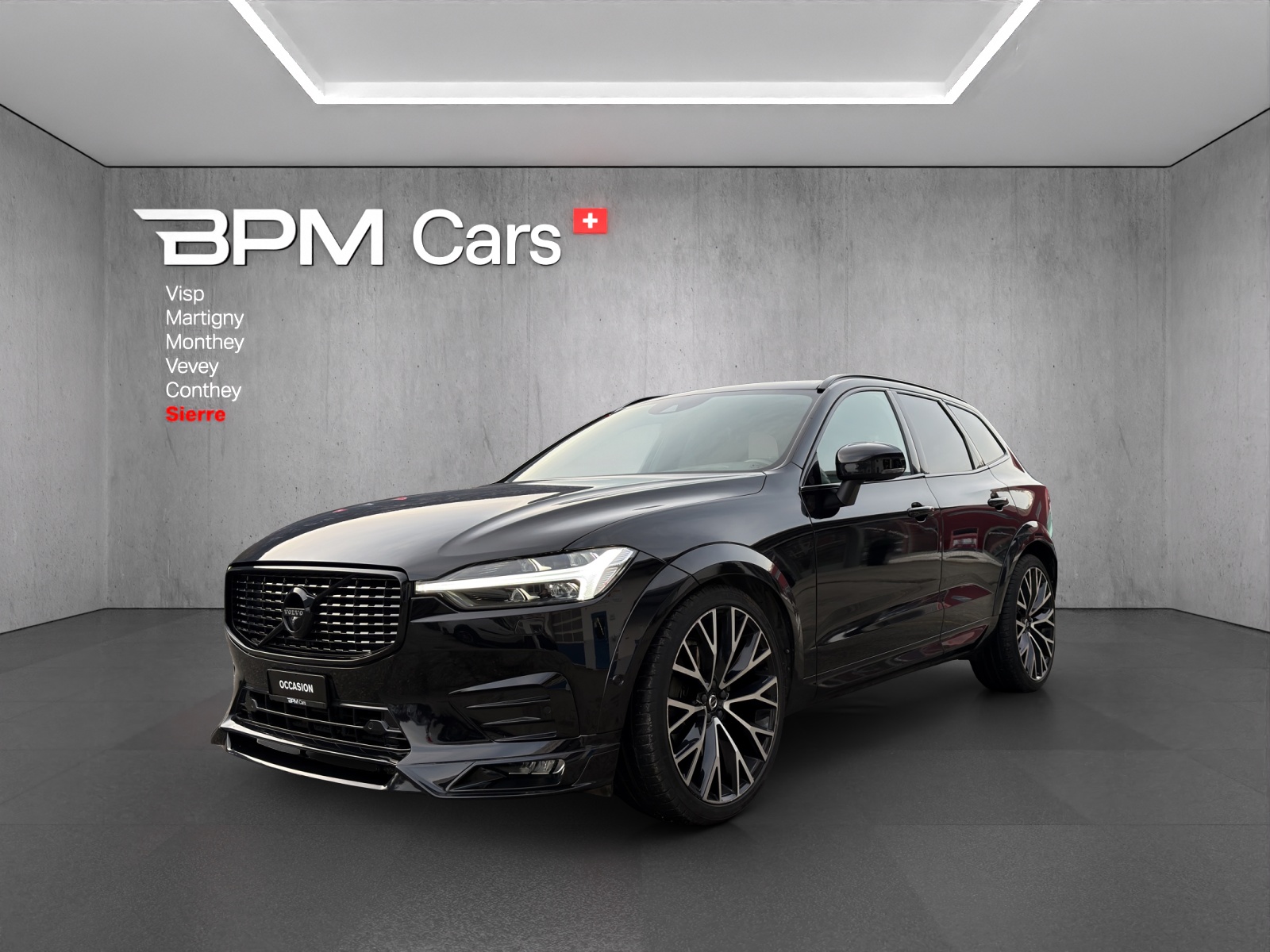 VOLVO XC60 B6 Benzin Mild Hybrid AWD R-Design Geartronic