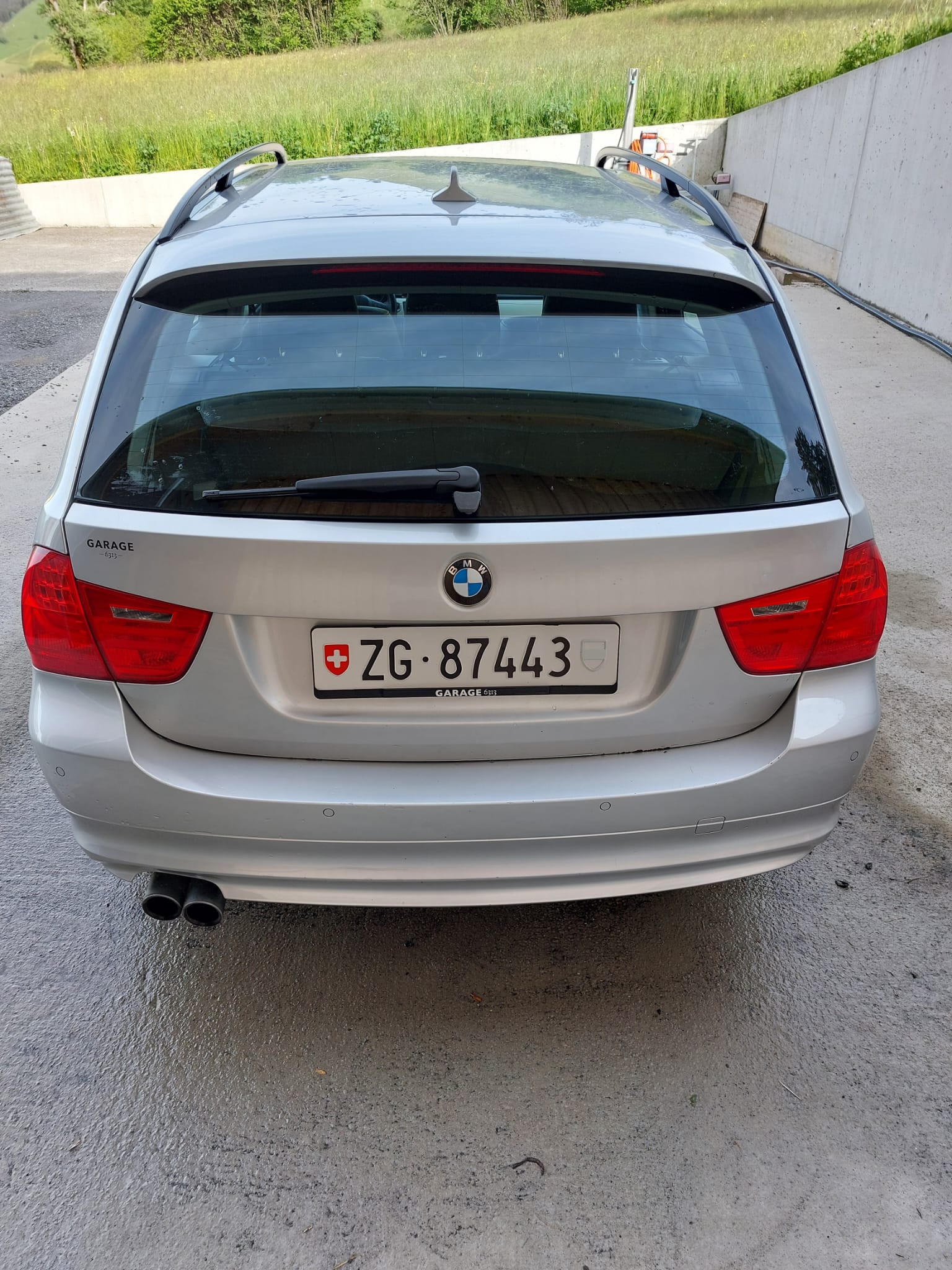 BMW 325-image-3