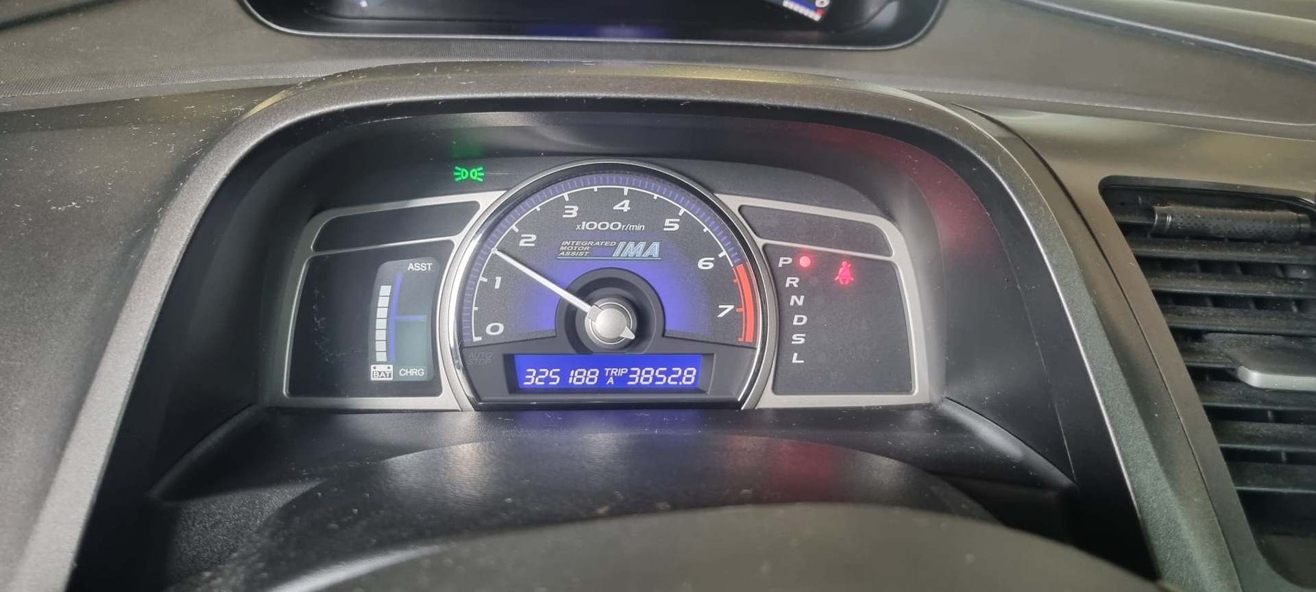 HONDA Civic 1.3 iDSi IMA Hybrid-image-12
