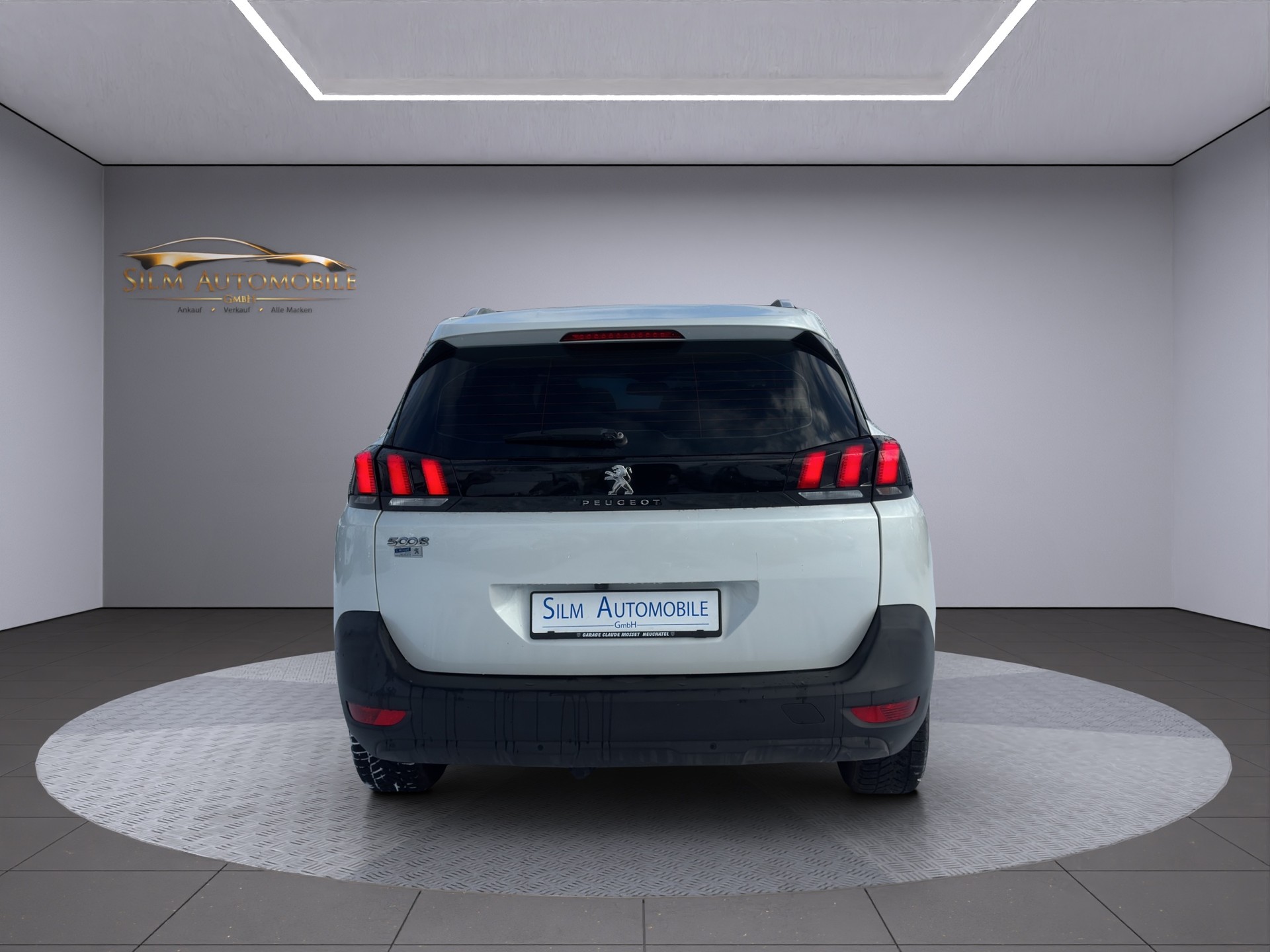 PEUGEOT 5008 1.2 Pure Tech Allure EAT8-image-7