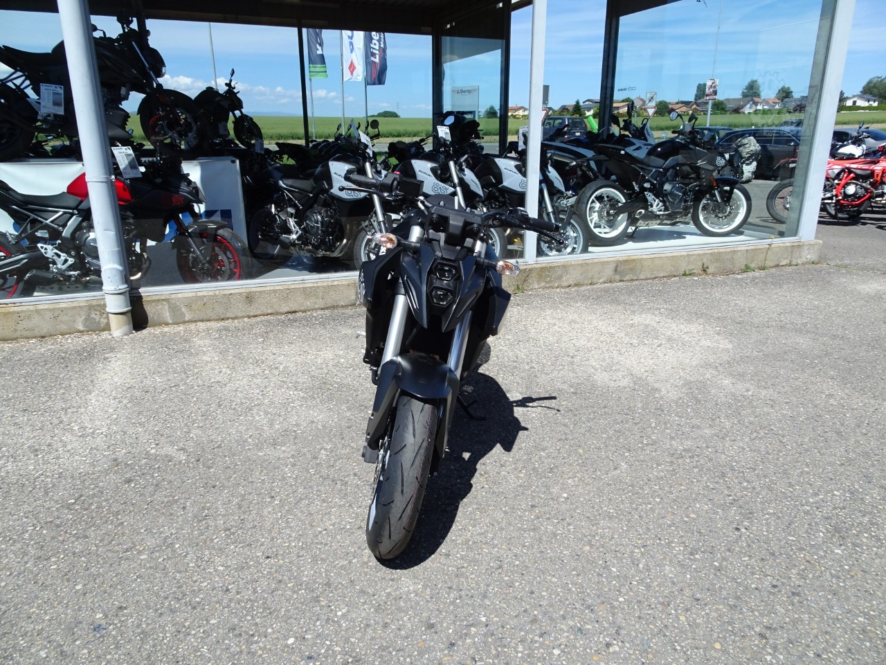 SUZUKI GSX 8 S (35kW)-image-2