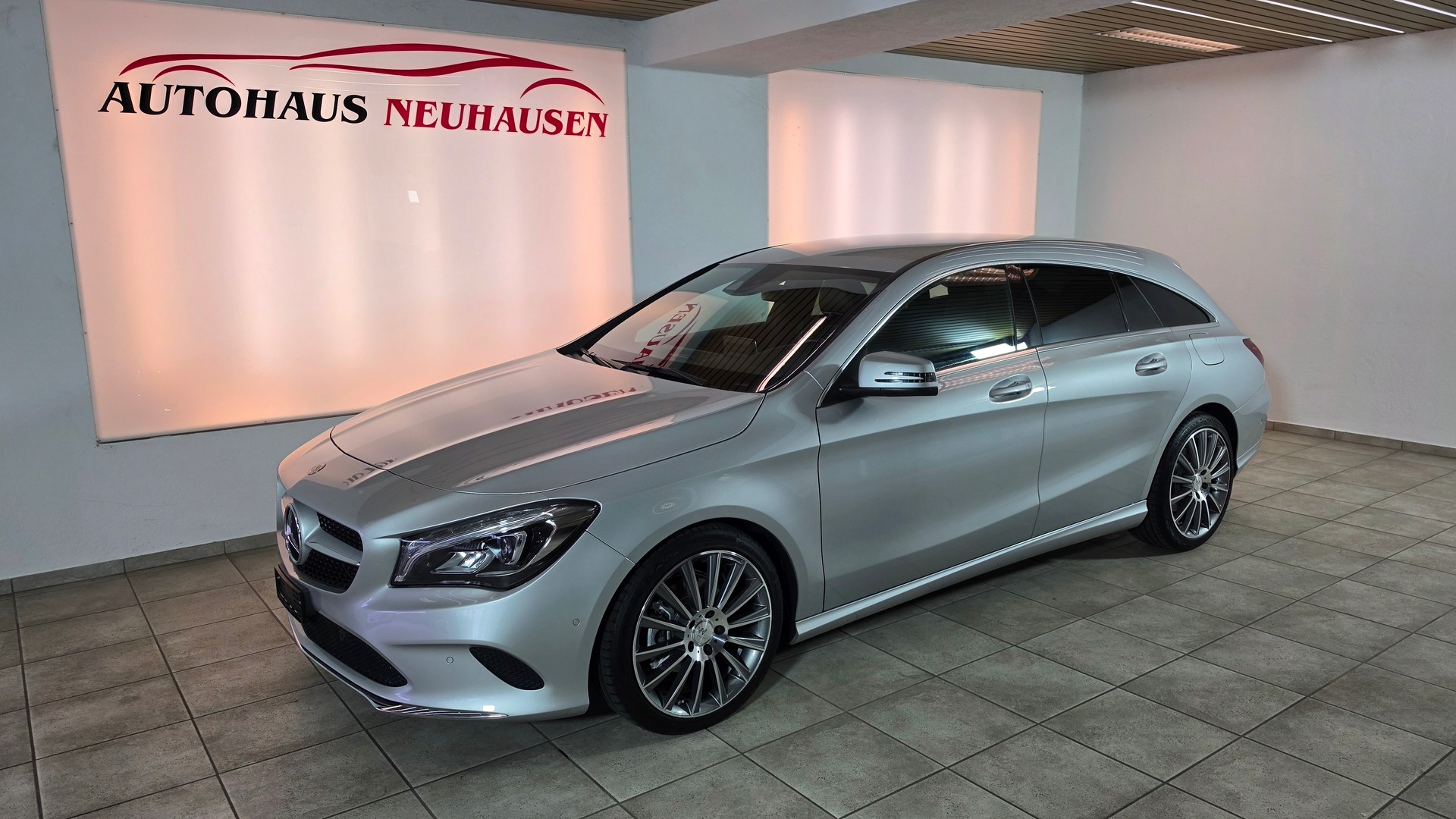 MERCEDES-BENZ CLA Shooting Brake 220 d Urban 7G-DCT,Top Zustand, Schweizer Fahrzeug, Frisch ab MFK und Frisch ab Service