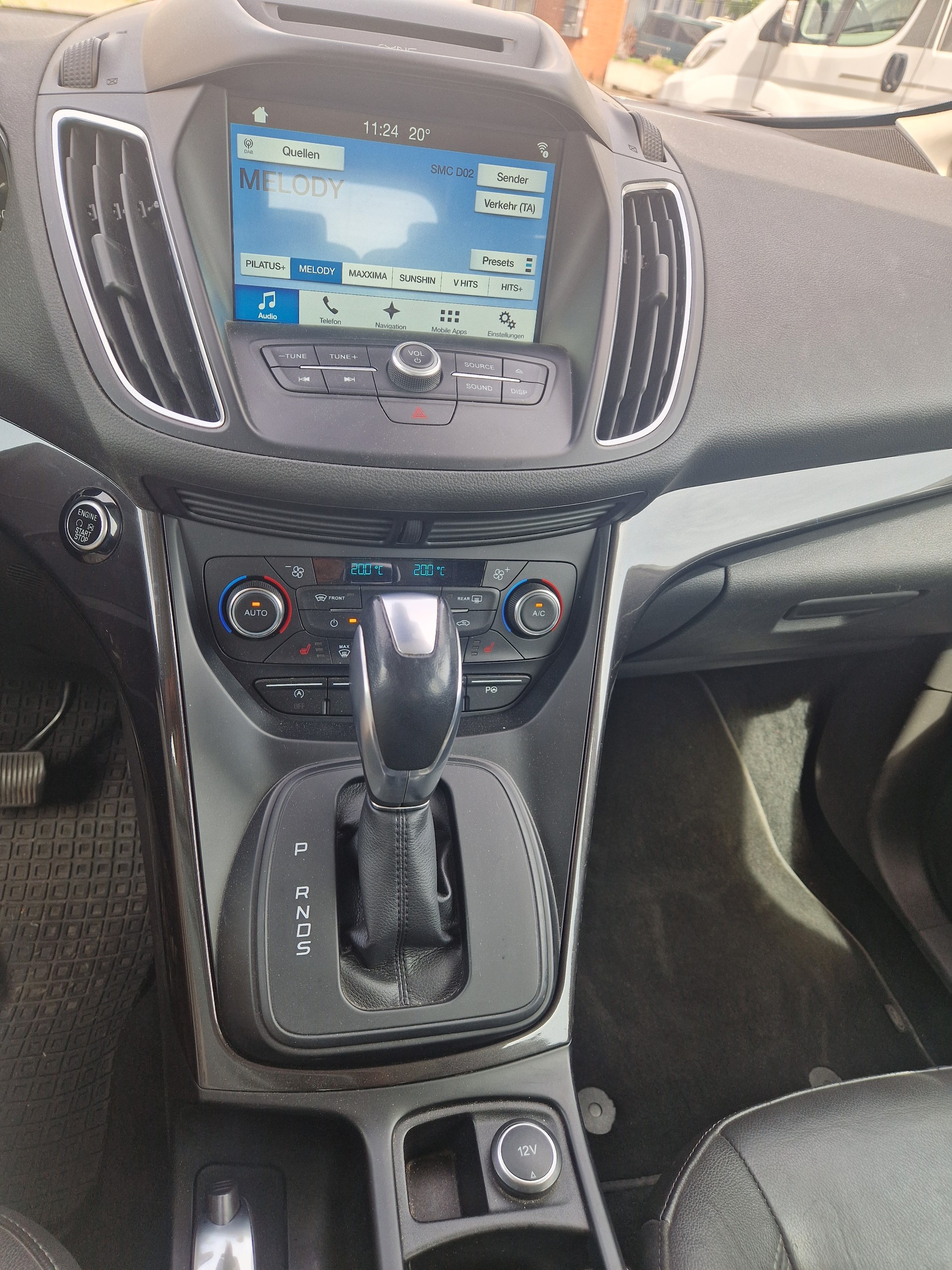 FORD C-Max 2.0 TDCi Trend PowerSh7ift-image-11