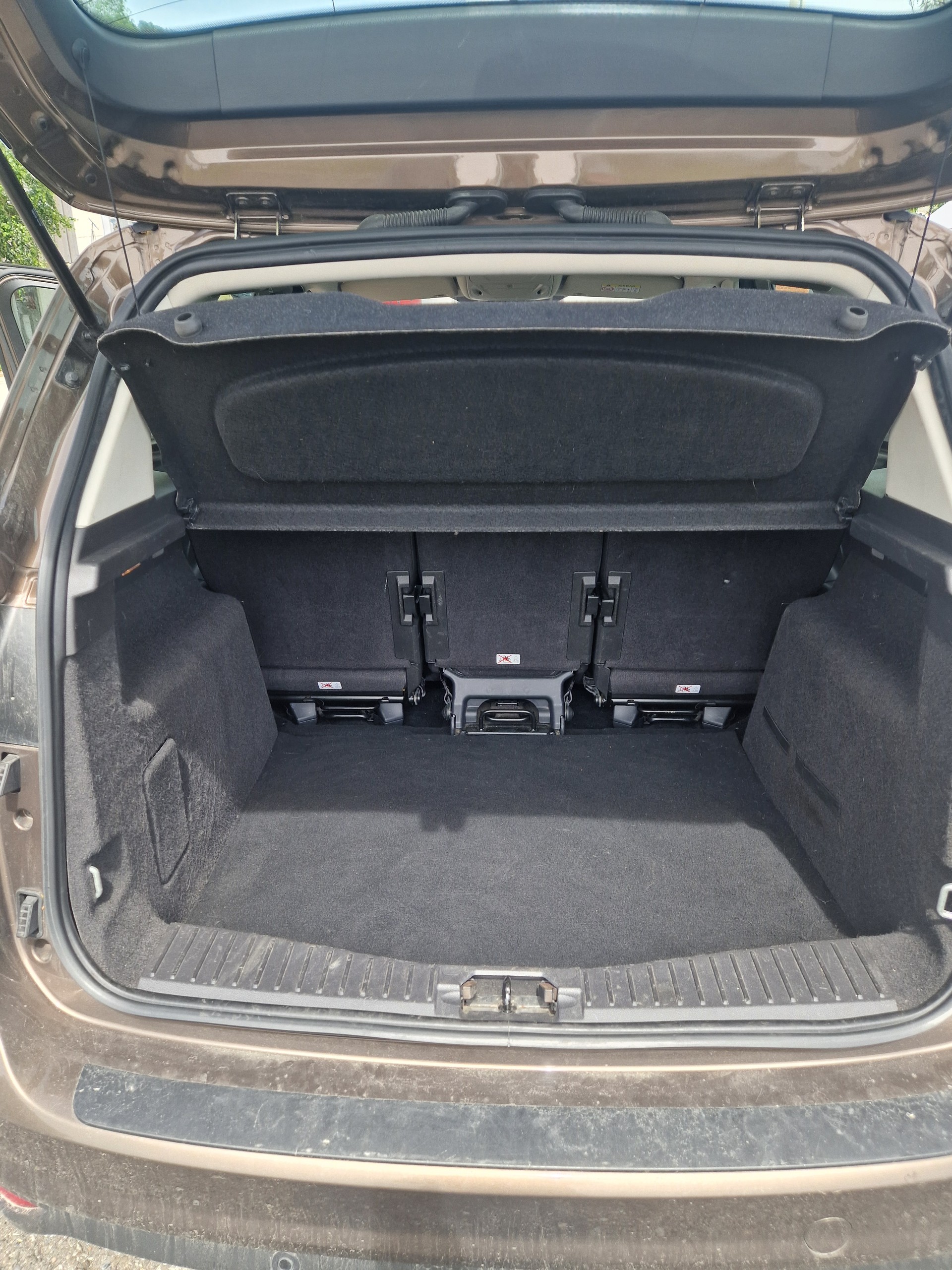 FORD C-Max 2.0 TDCi Trend PowerSh7ift-image-8