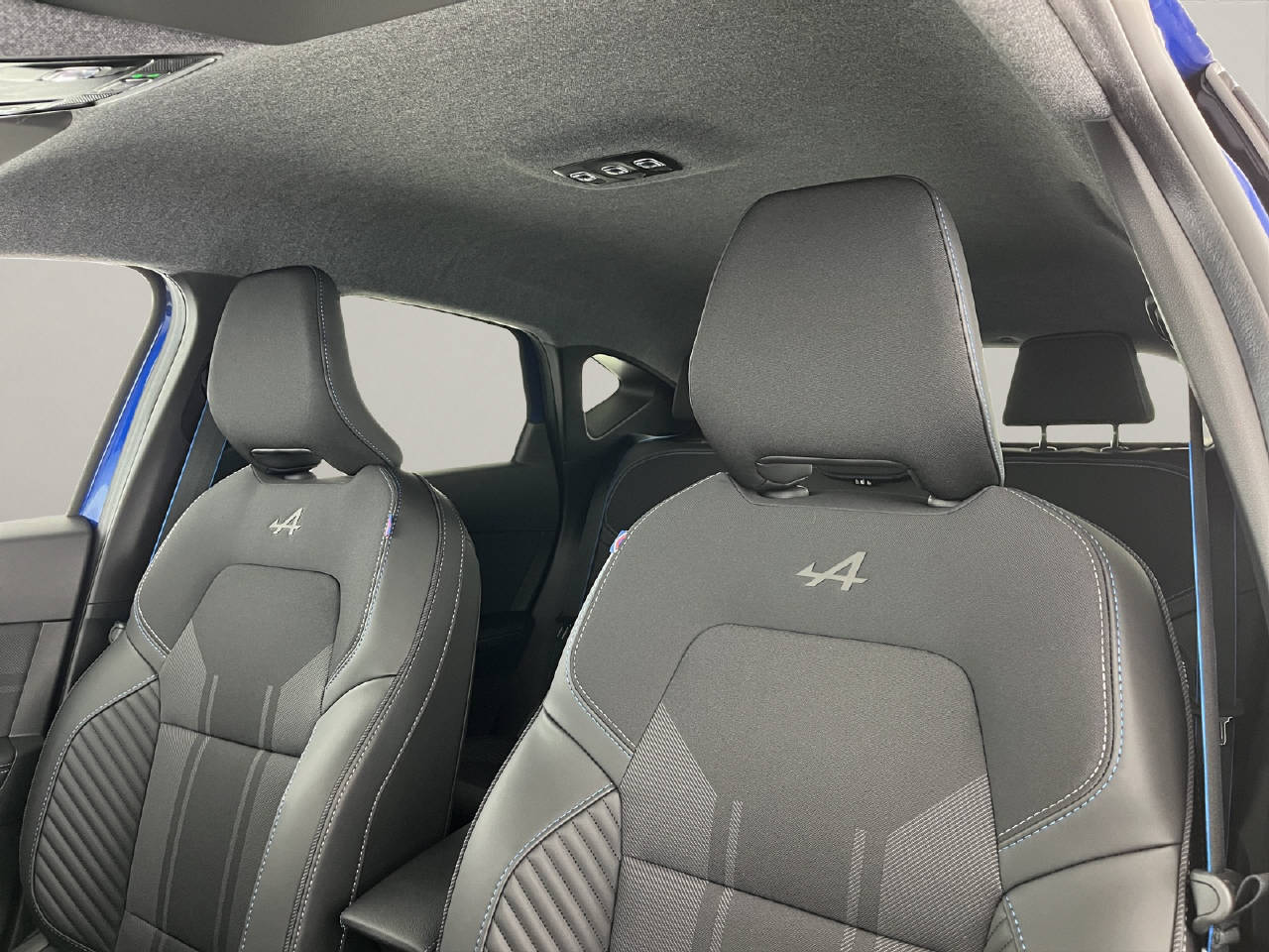 RENAULT Captur 1.8 E-Tech esprit Alpin-image-8