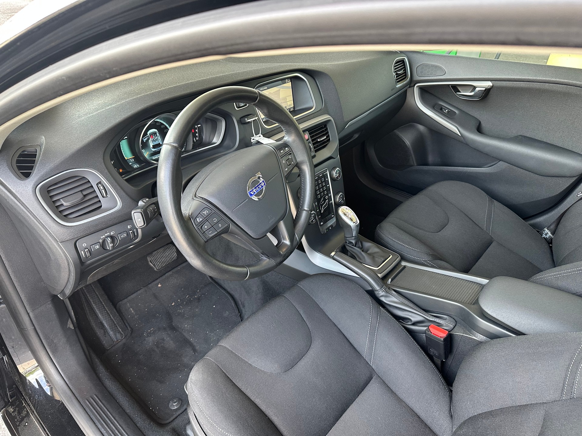 VOLVO V40 Cross Country T4 1.6 Summum Powershift-image-7