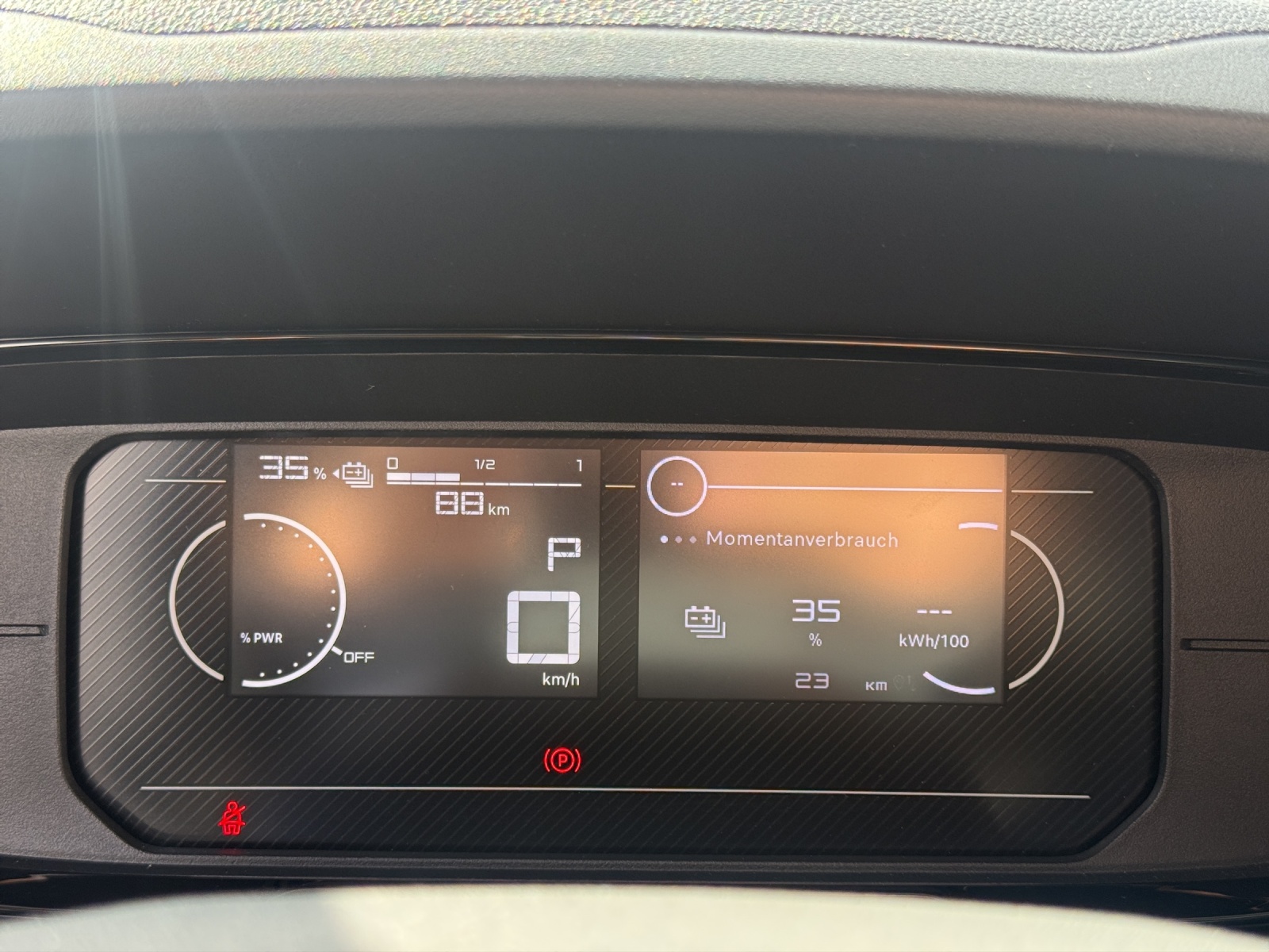 TOYOTA Proace City Van EV 50 kWh Comfort L1-image-17