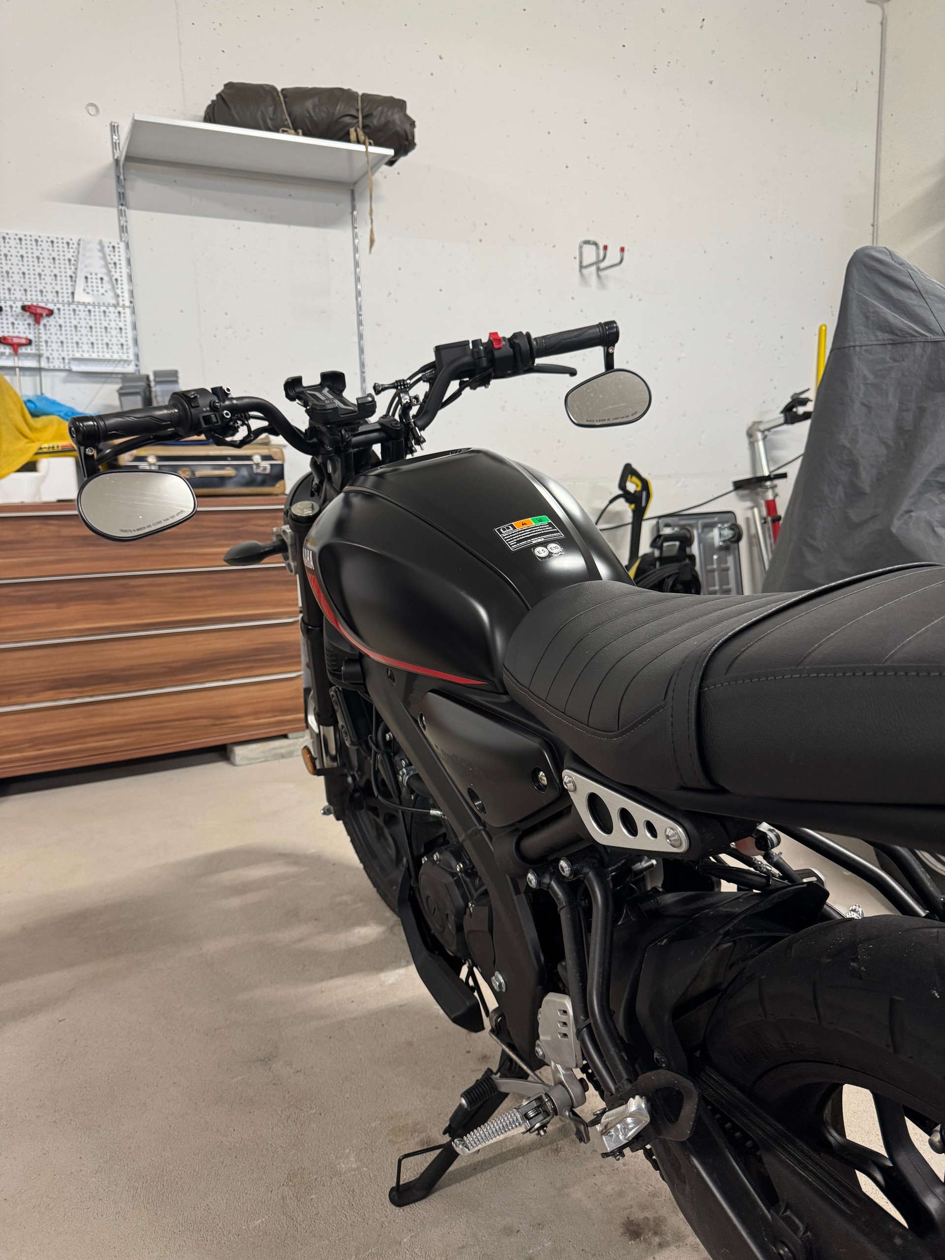 YAMAHA XSR 125-image-2