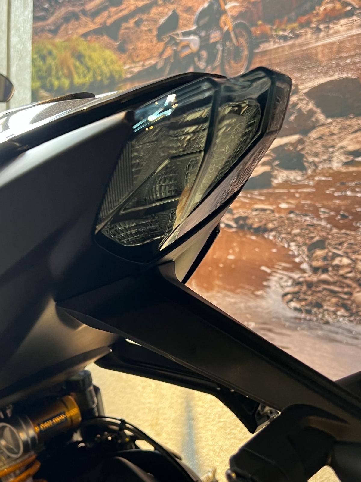 TRIUMPH Street Triple 765 Moto2-image-8