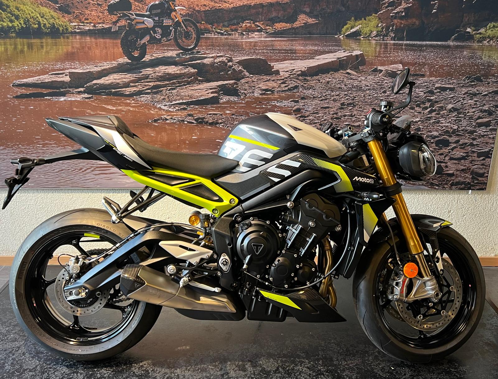 TRIUMPH Street Triple 765 Moto2-image-0