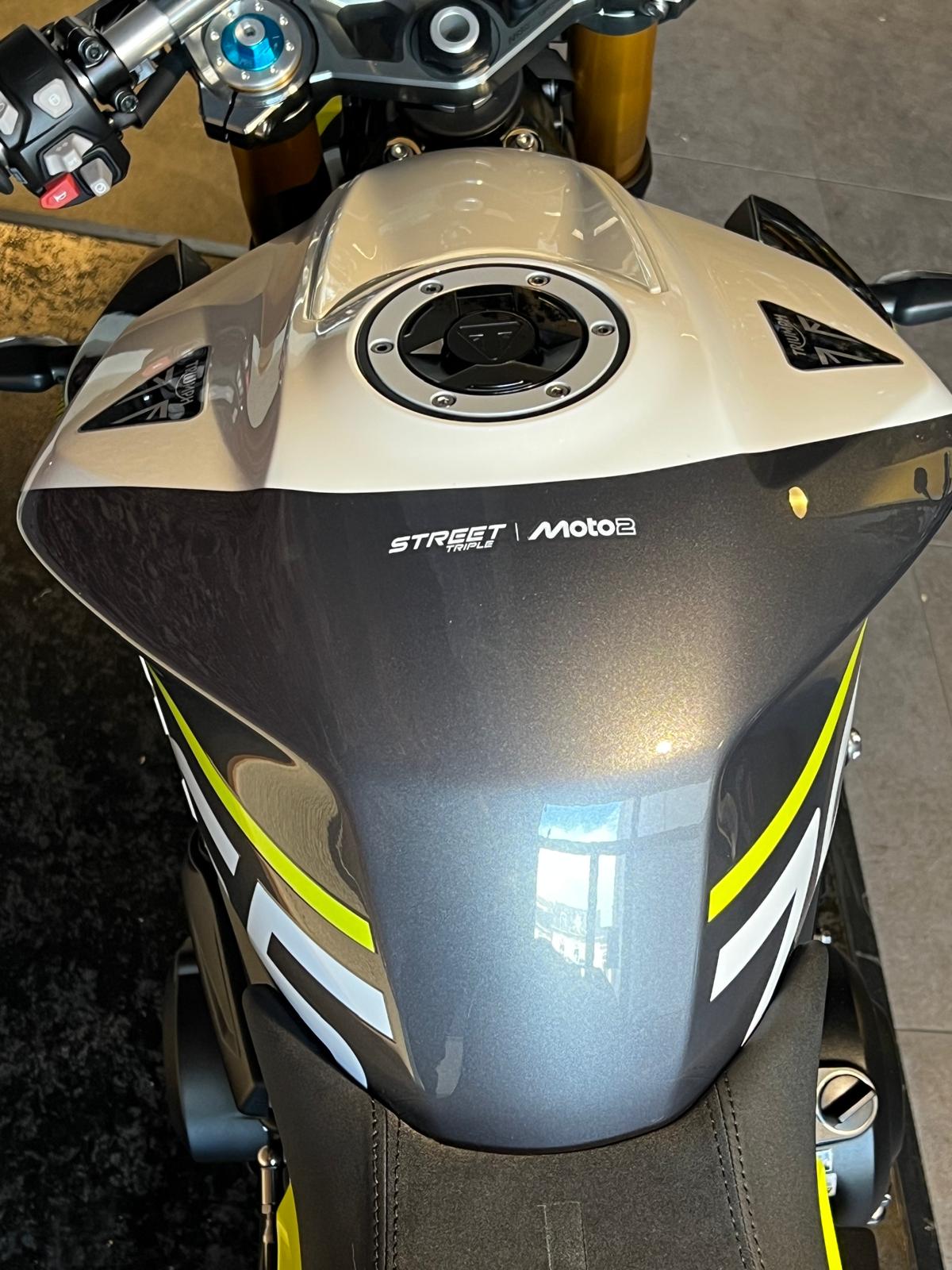 TRIUMPH Street Triple 765 Moto2-image-7