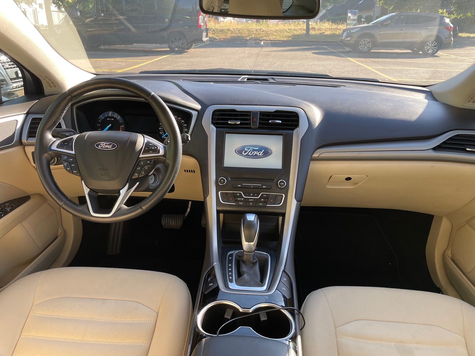 FORD Mondeo 2.0 TDCi Titanium PowerShift-image-8