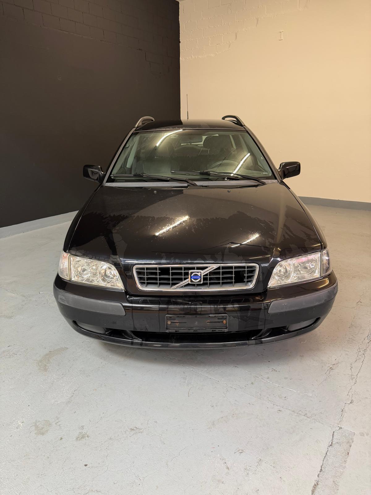 VOLVO V40 2.0 Elegance Edition ***CH-Fahrzeug***-showroom-element-1
