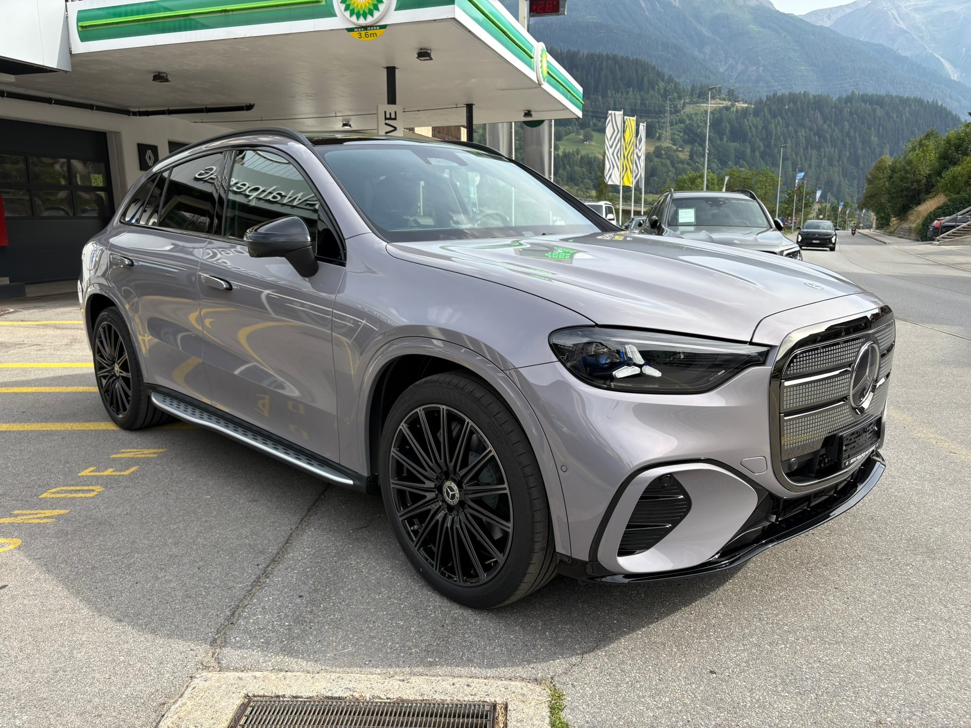 MERCEDES-BENZ GLC 400 4MATIC 94 kWh EQ-showroom-element-2