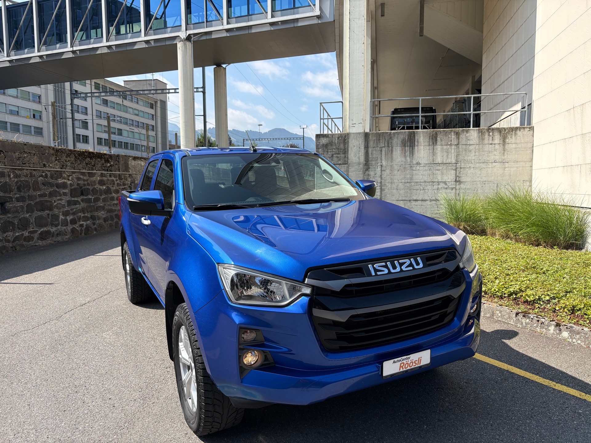 ISUZU D-MAX 1.9 CrewCab N60BB 4x4 AT-image-8