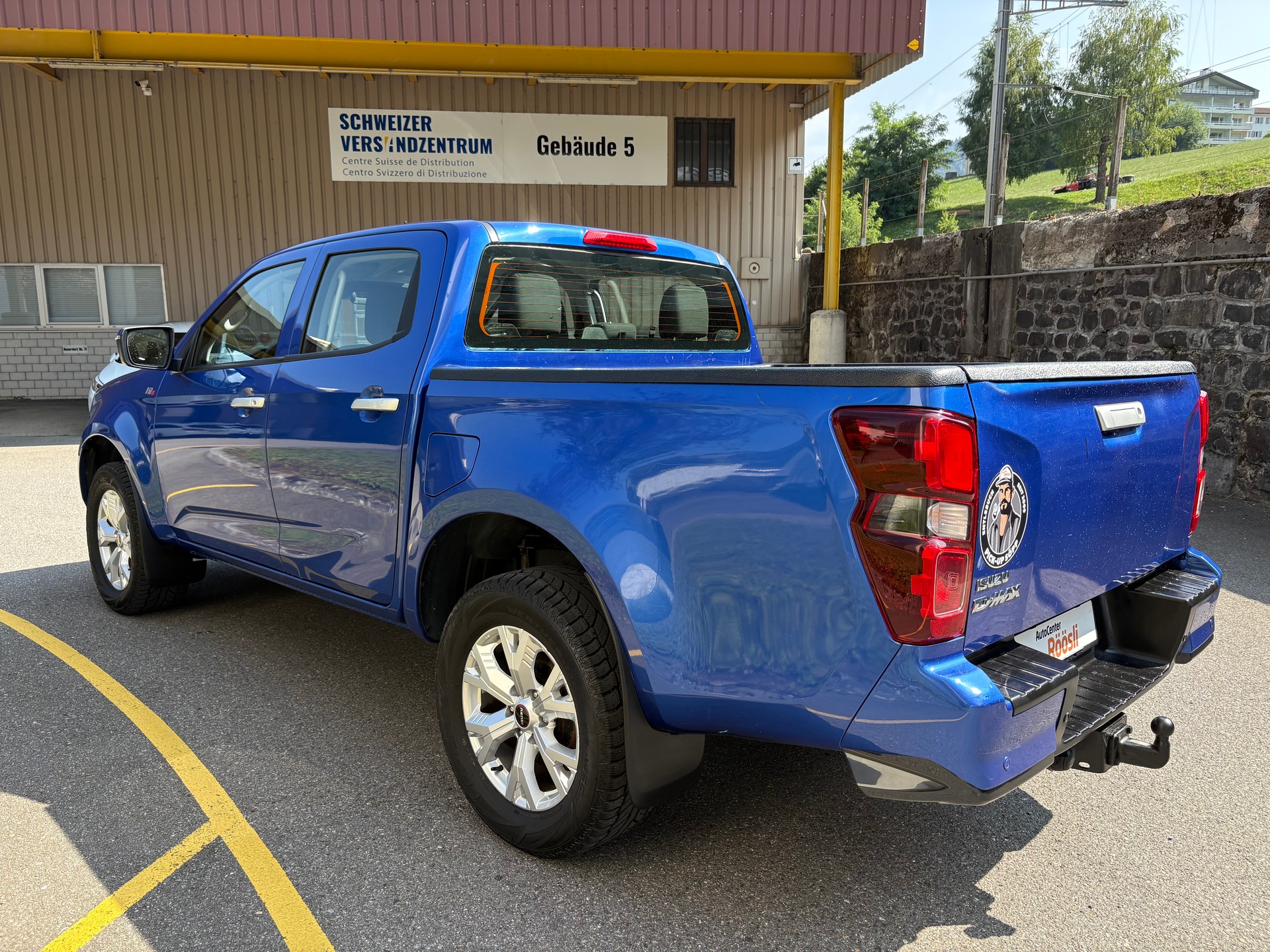 ISUZU D-MAX 1.9 CrewCab N60BB 4x4 AT-image-3