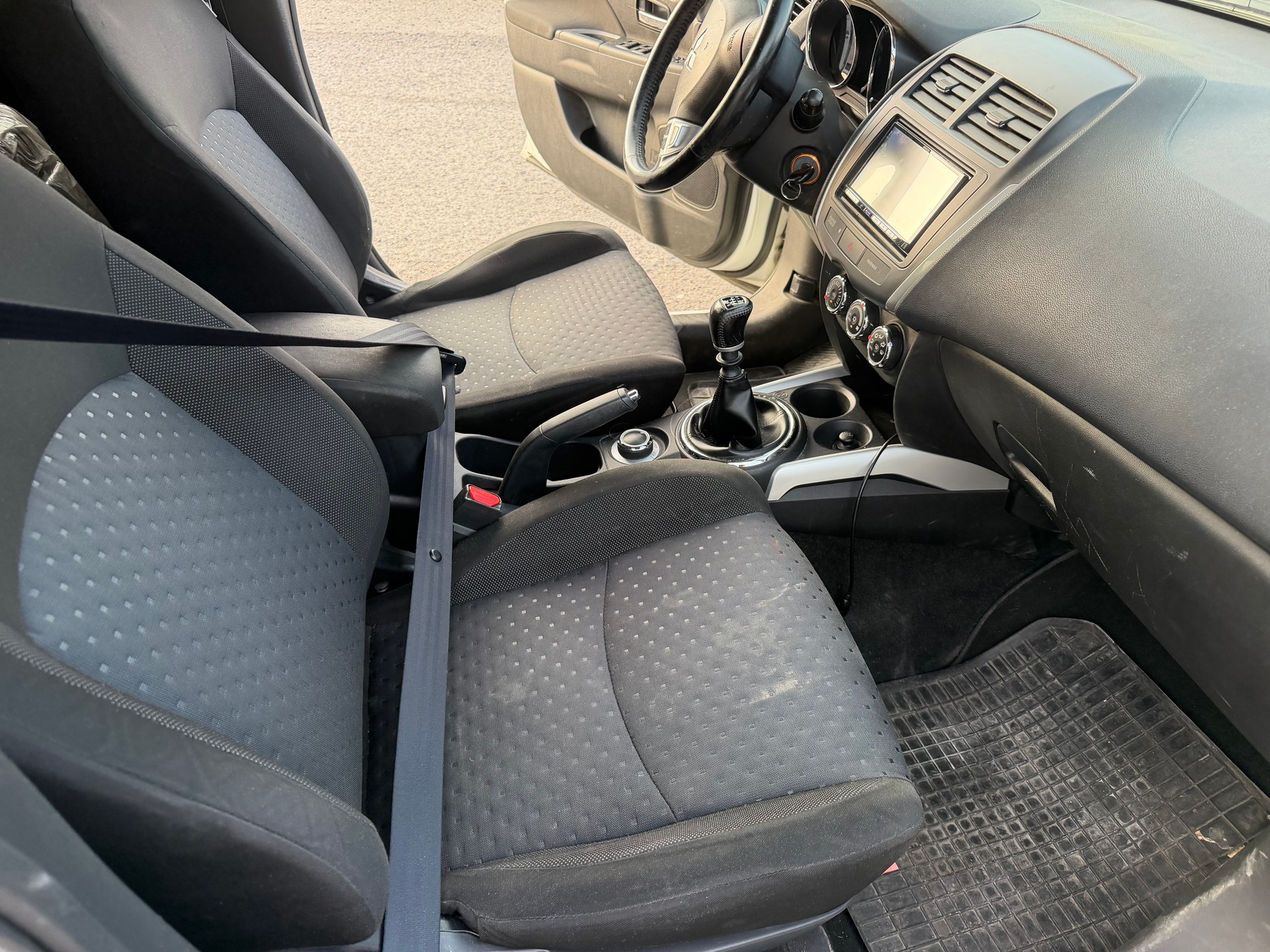 MITSUBISHI ASX 1.8 DID Intense 4WD-image-9