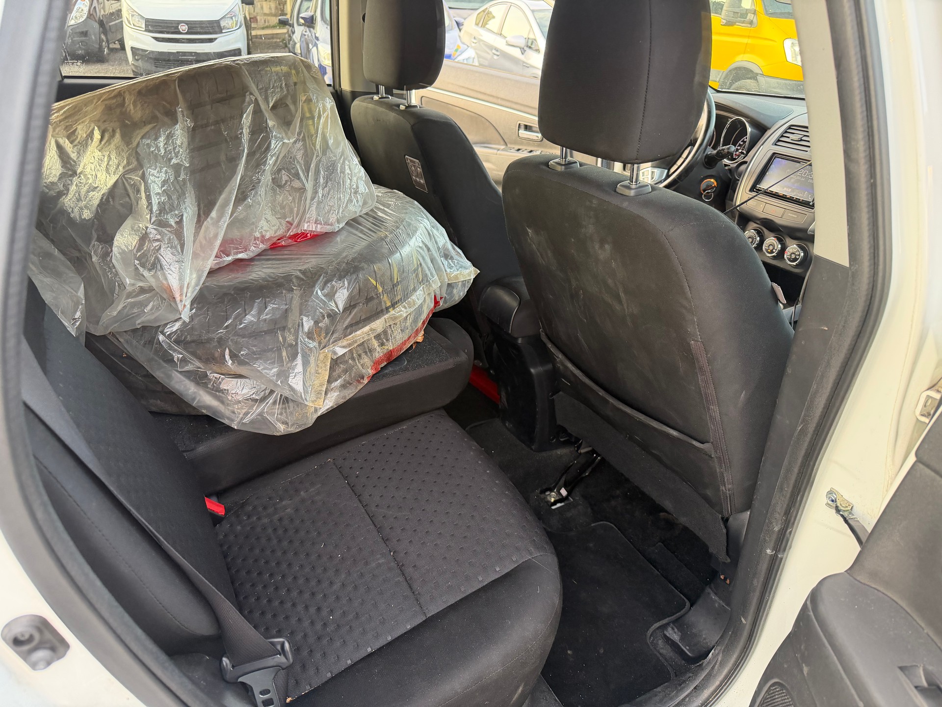 MITSUBISHI ASX 1.8 DID Intense 4WD-image-8