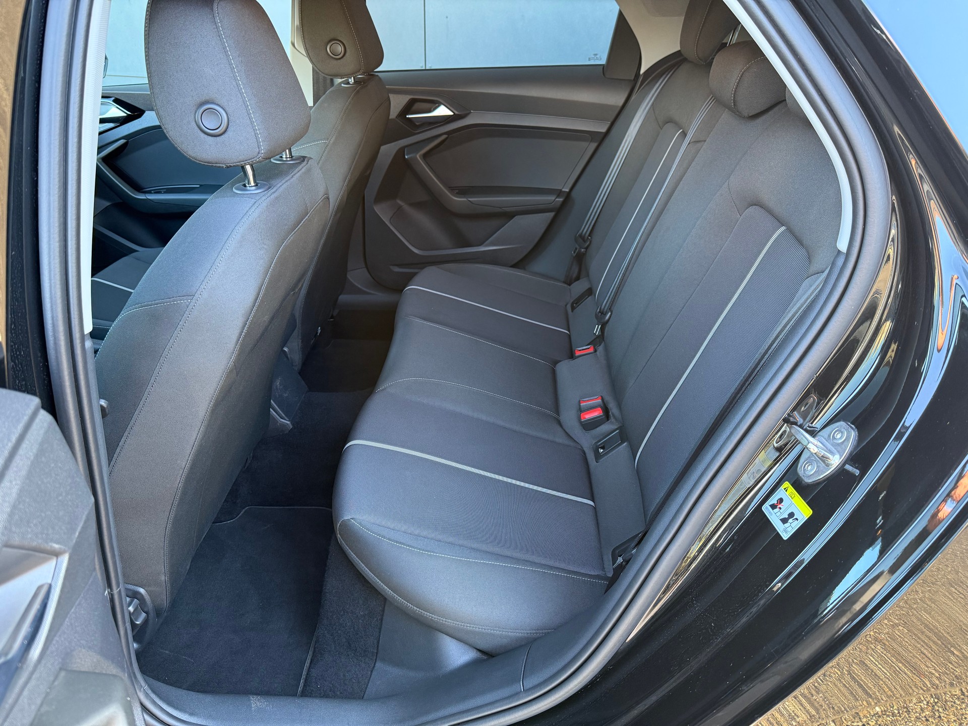 AUDI A1 Sportback 30 TFSI S-tronic °° 5 Jahre / 100'000 Hersteller Garantie °°-image-12