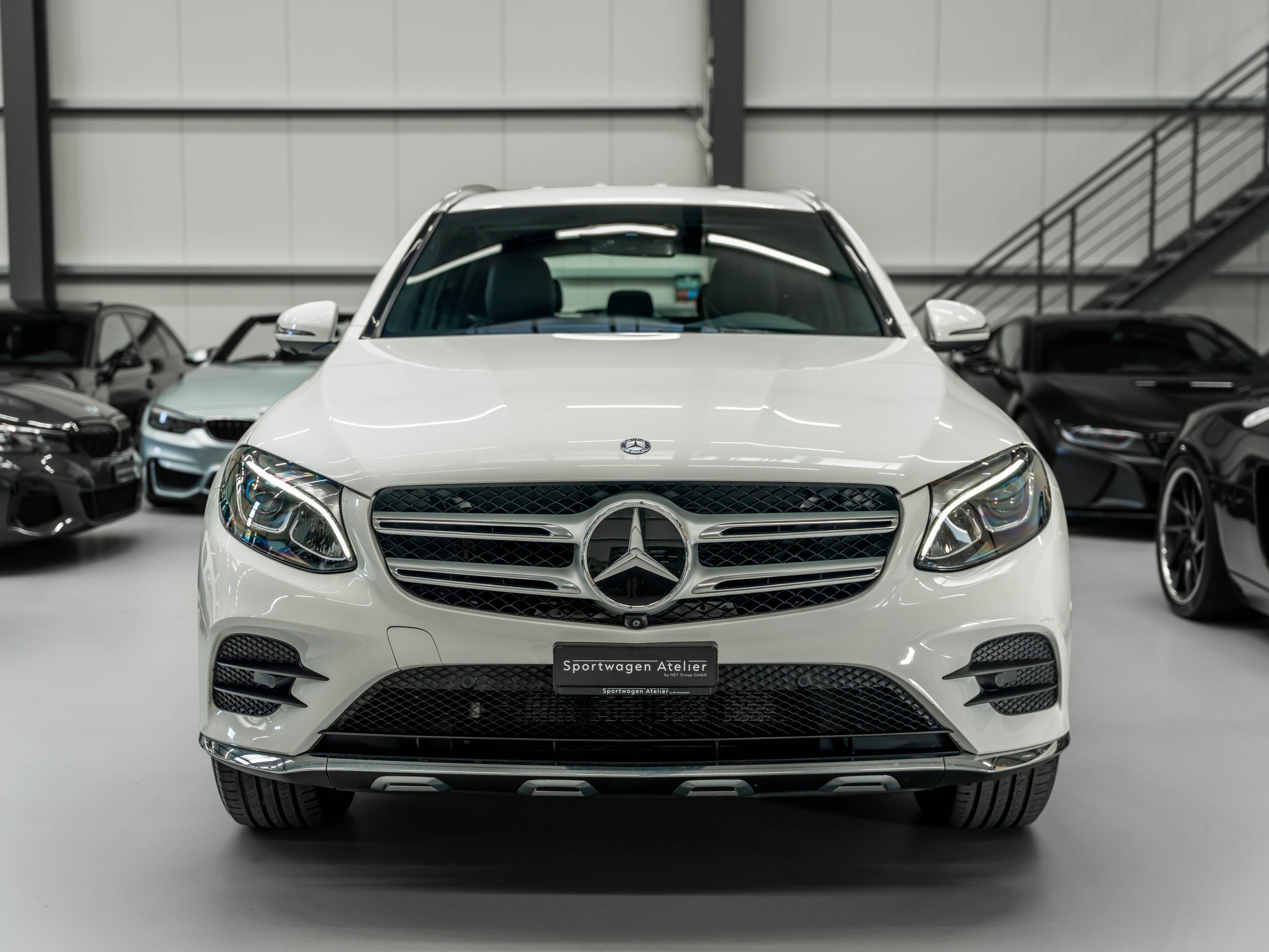 MERCEDES-BENZ GLC 350 e AMG Line 4Matic 7G-Tronic-image-5